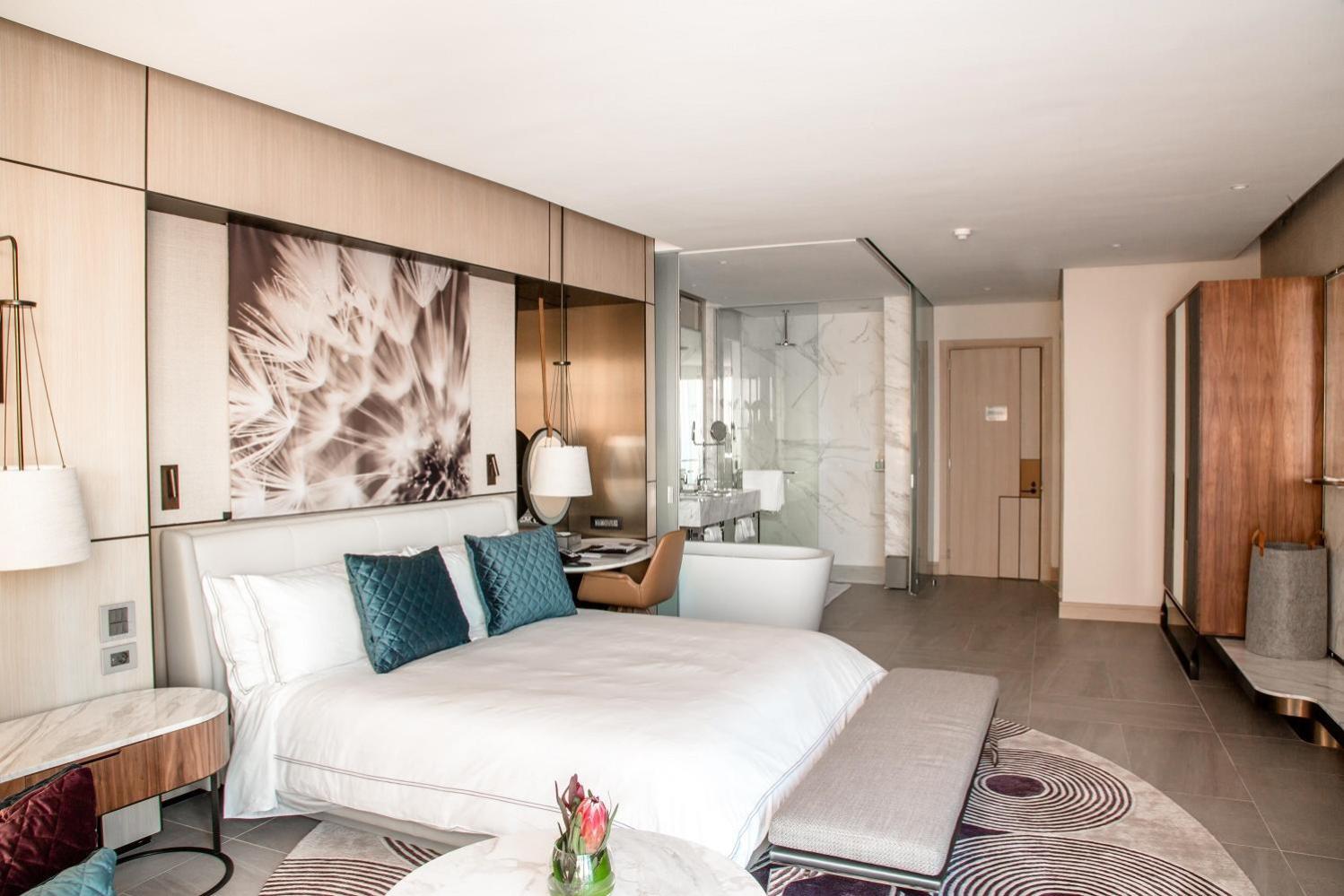 The Royal En Casa Near Delhi Airport