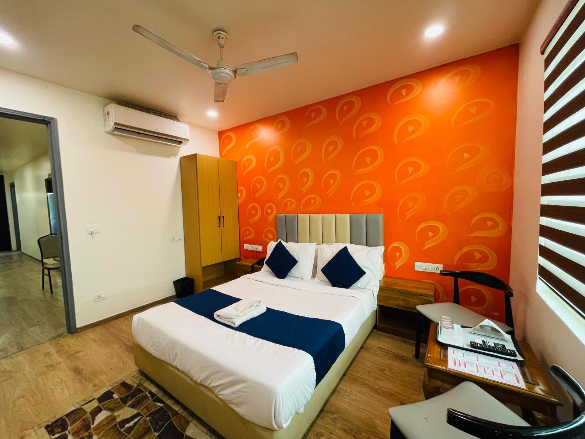 Hotel 7 Star Paschim Vihar Couple Friendly