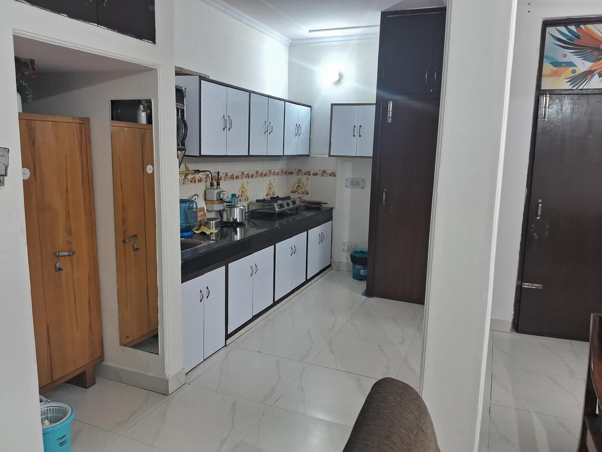 Sweet Two Bed Set Apartment New Delhi
