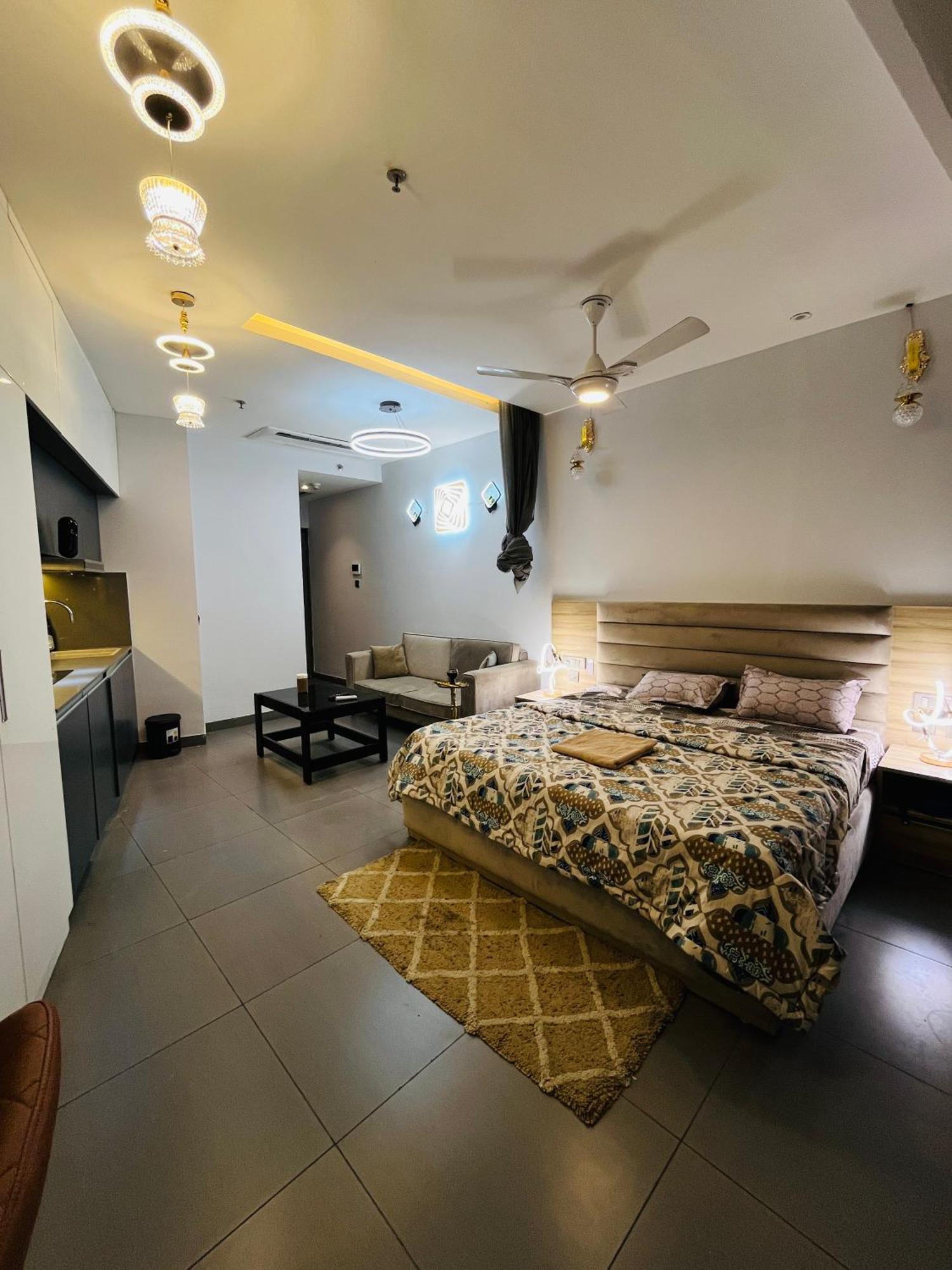 Cozy Hideout The Chill Spot * New Delhi