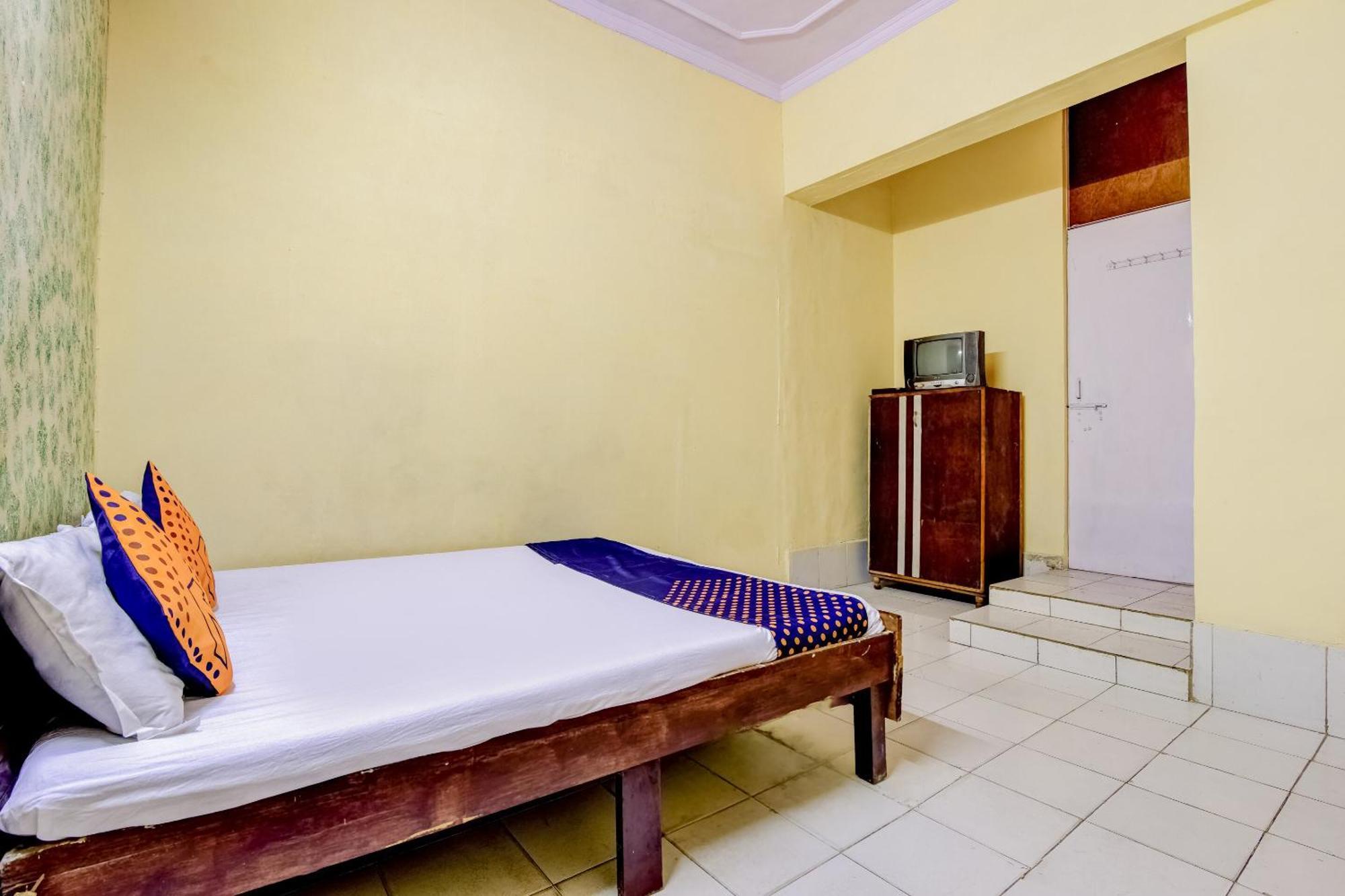 Spot On Swagat Palace New Delhi