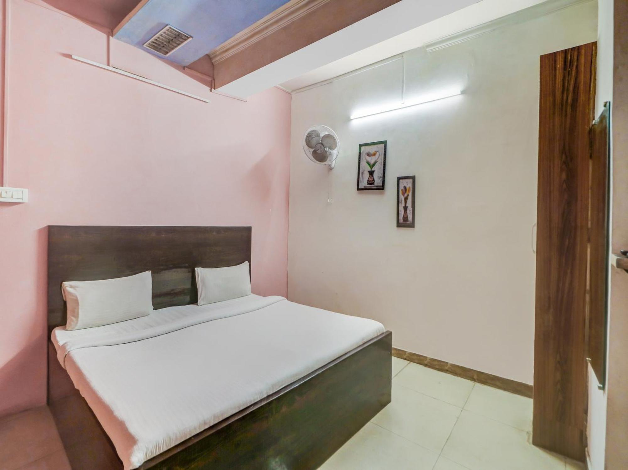 O The Shagun Residency 3* New Delhi
