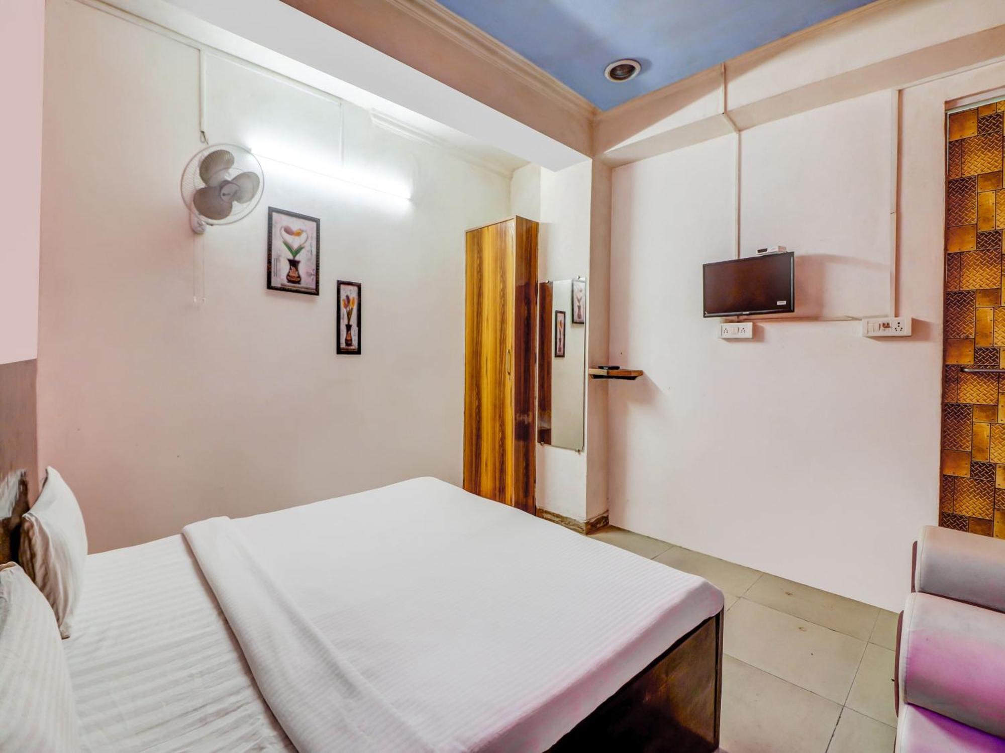 O The Shagun Residency Guest house New Delhi