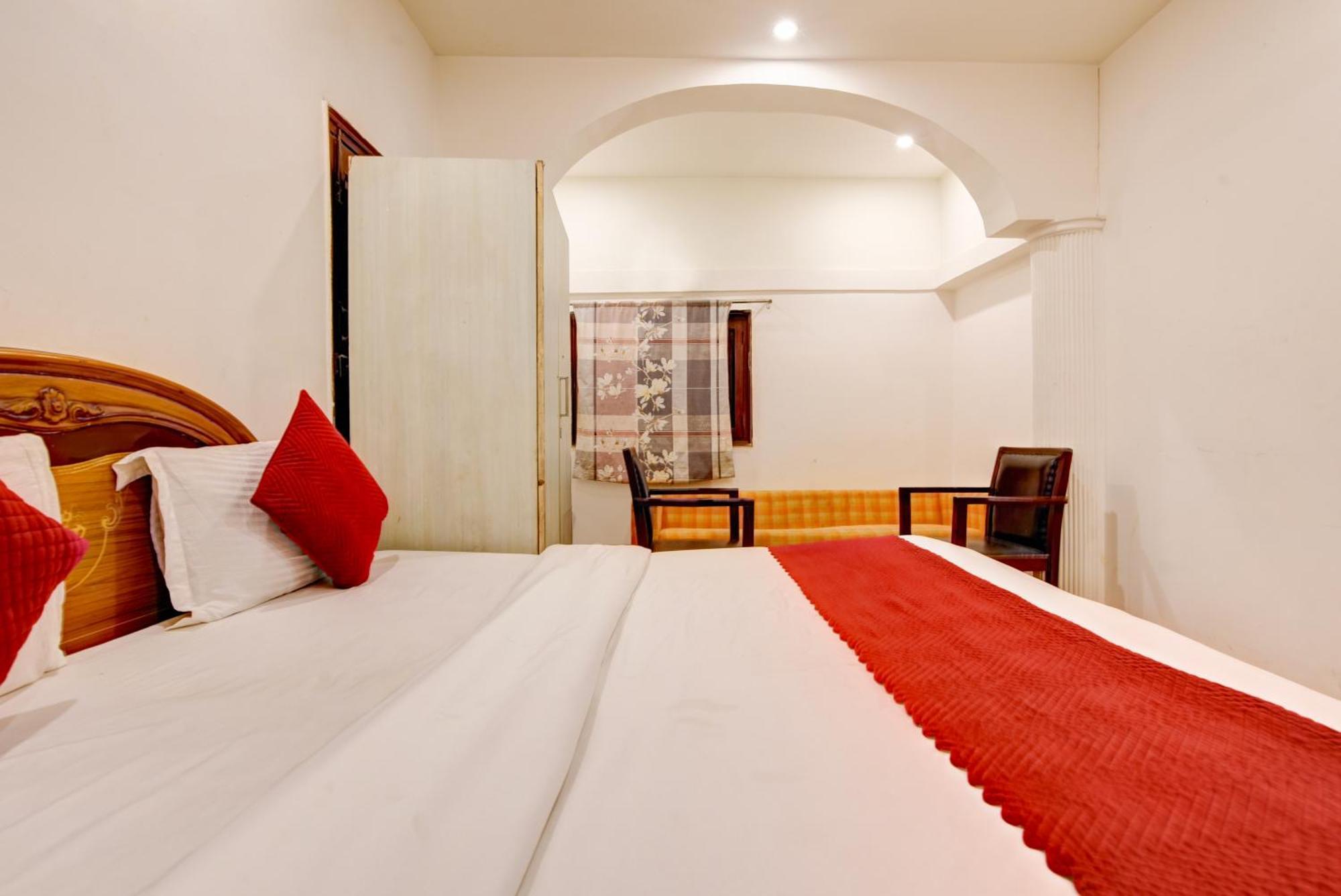 Hotel The Bir - Couple Friendly 2*