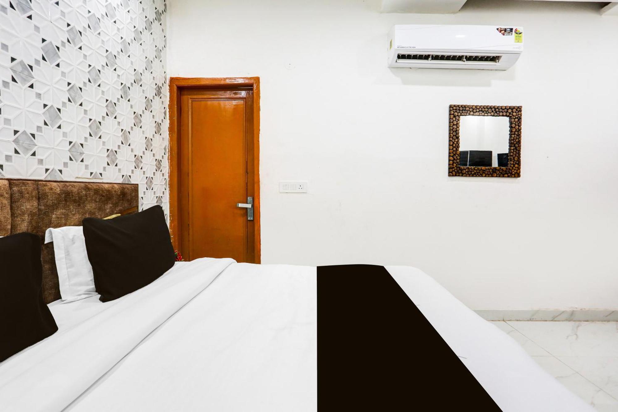 Hotel O Triom 3*