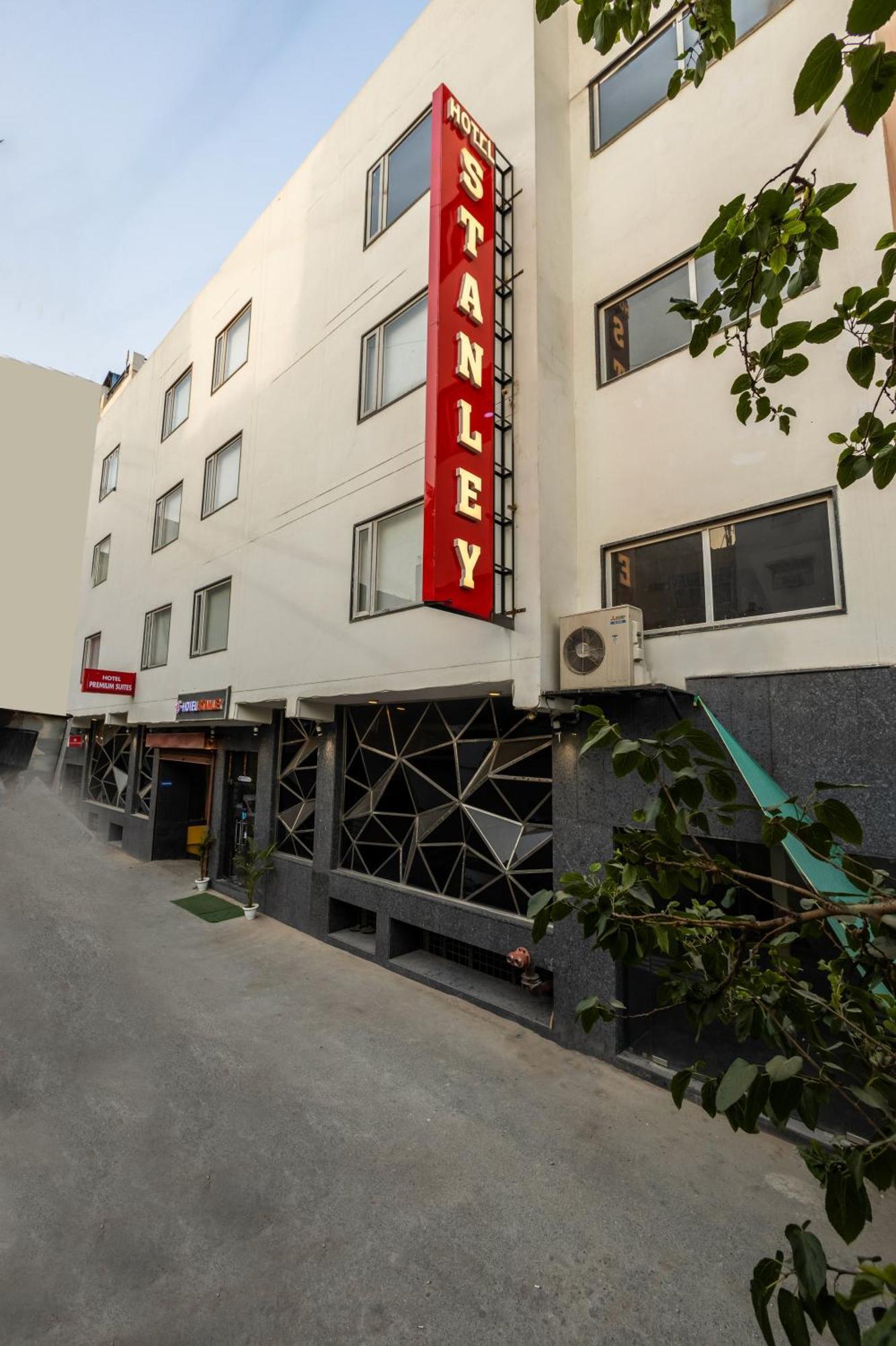 Stanley By Smart Group Hotel 3*