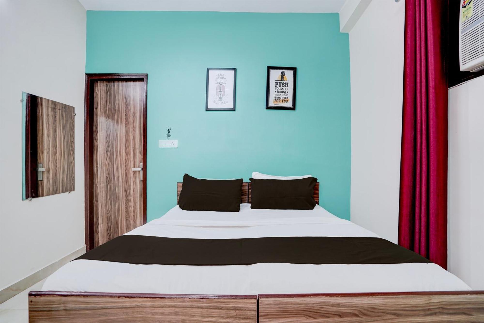 O Anmol Residency 3* New Delhi