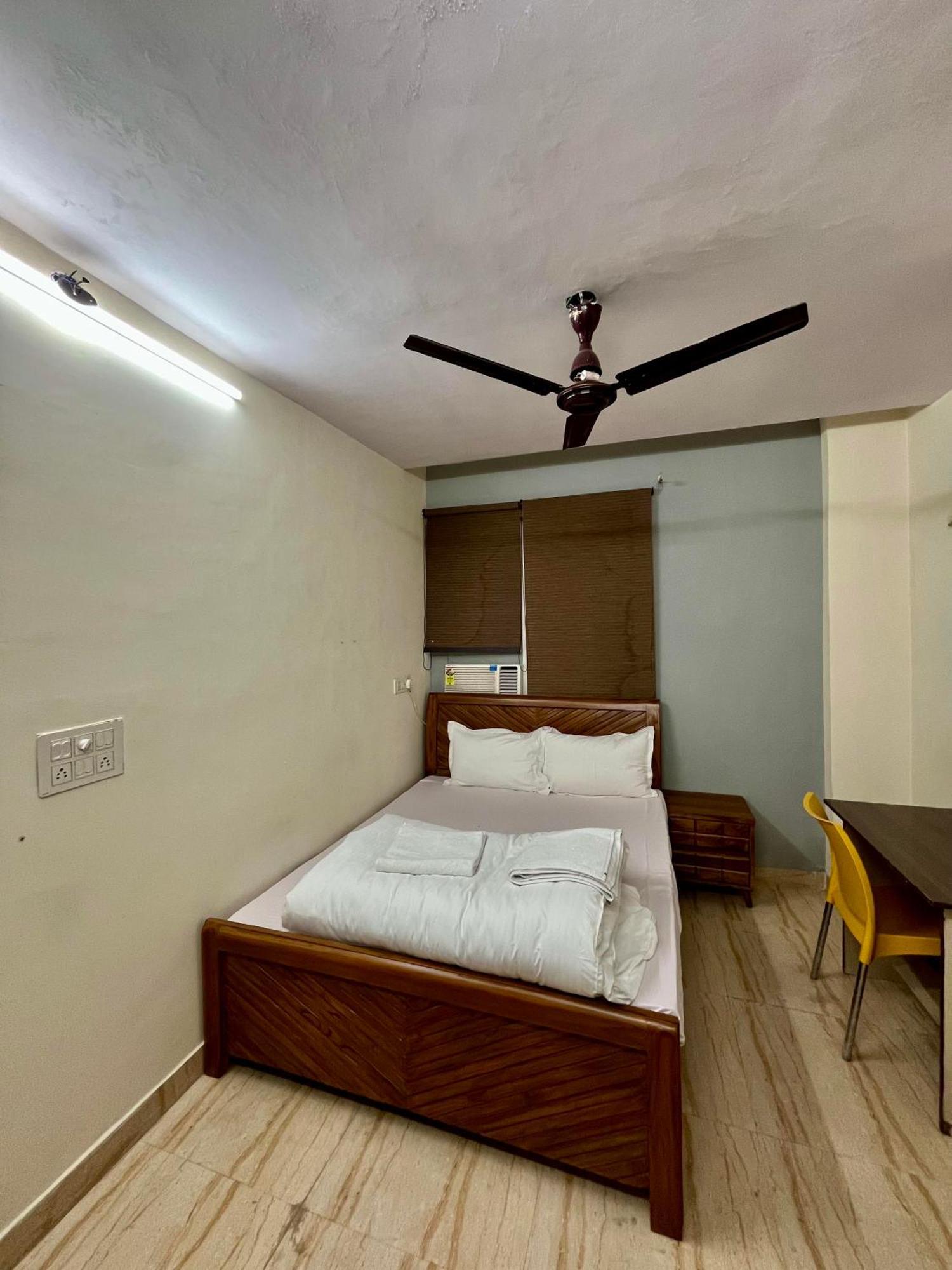 Back Stayz Delhi