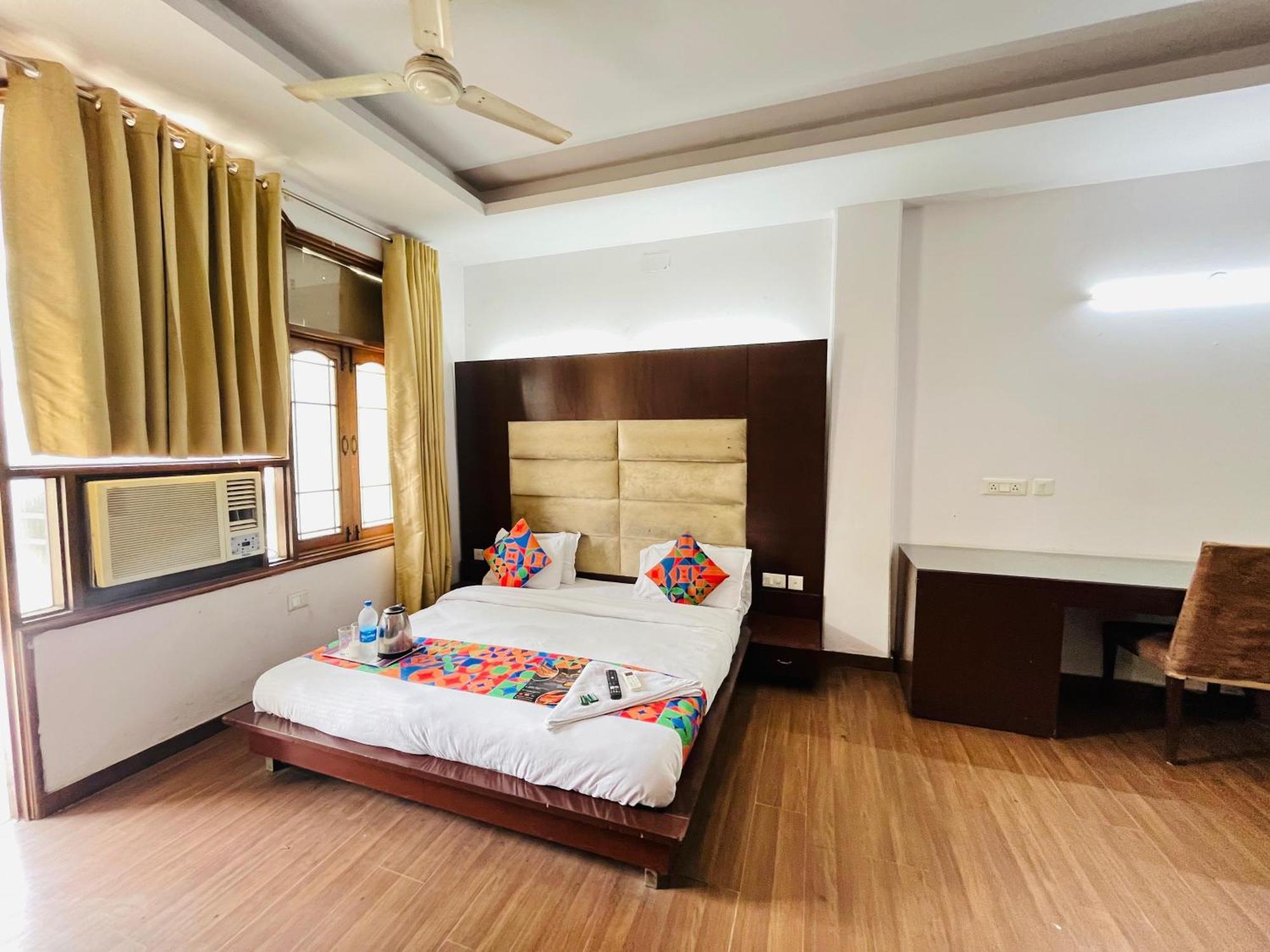 Le Grand - Kalka Ji Hotel