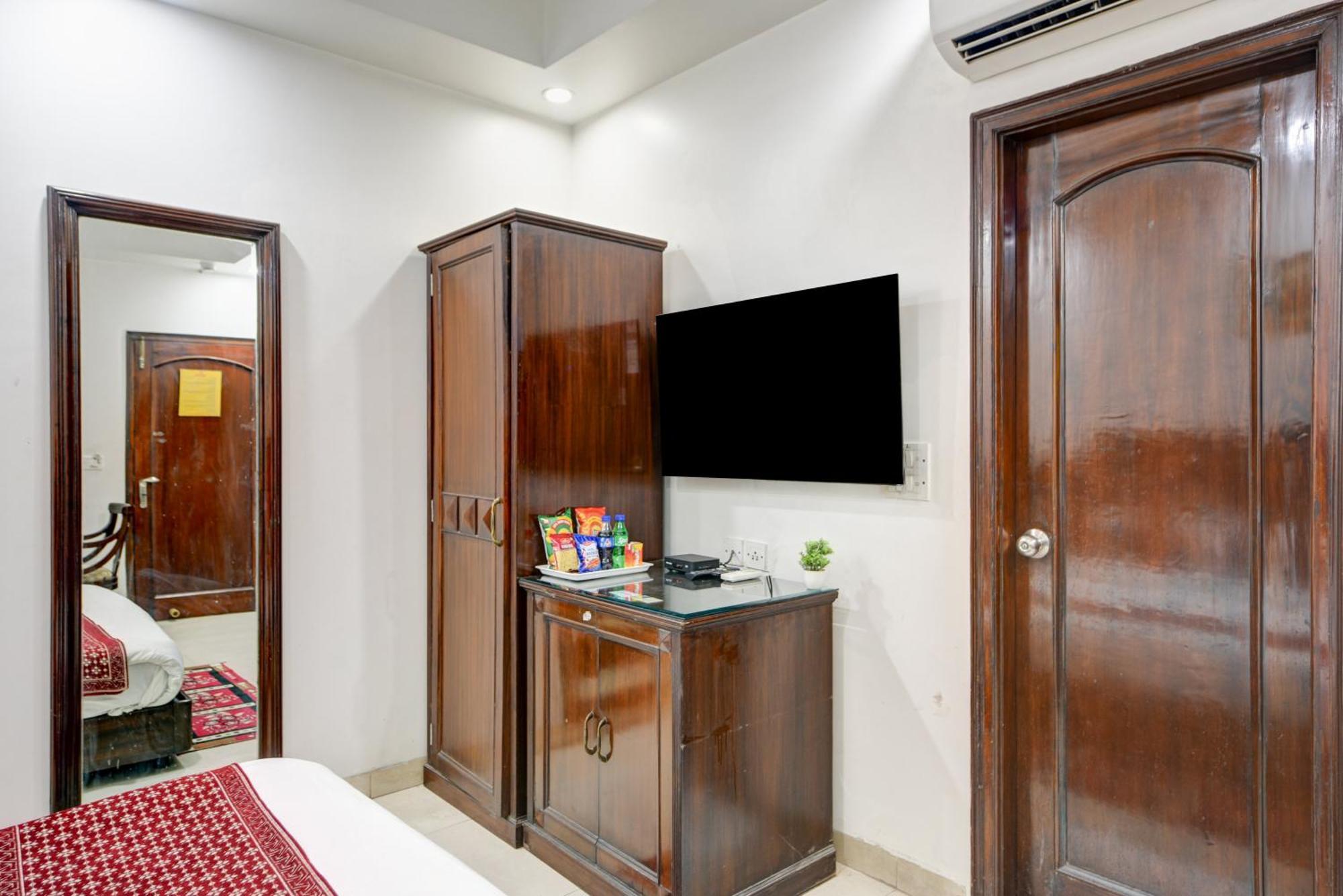 Hotel Legend International - 02 Mins From Station 3*