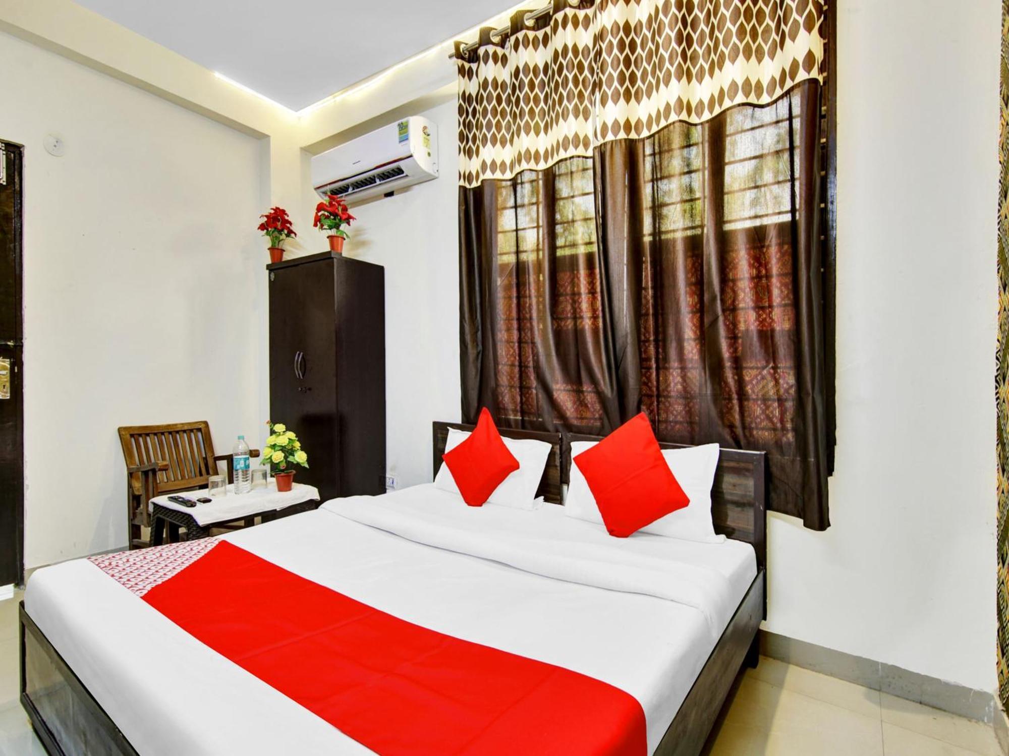 Hotel O Kailash 3*