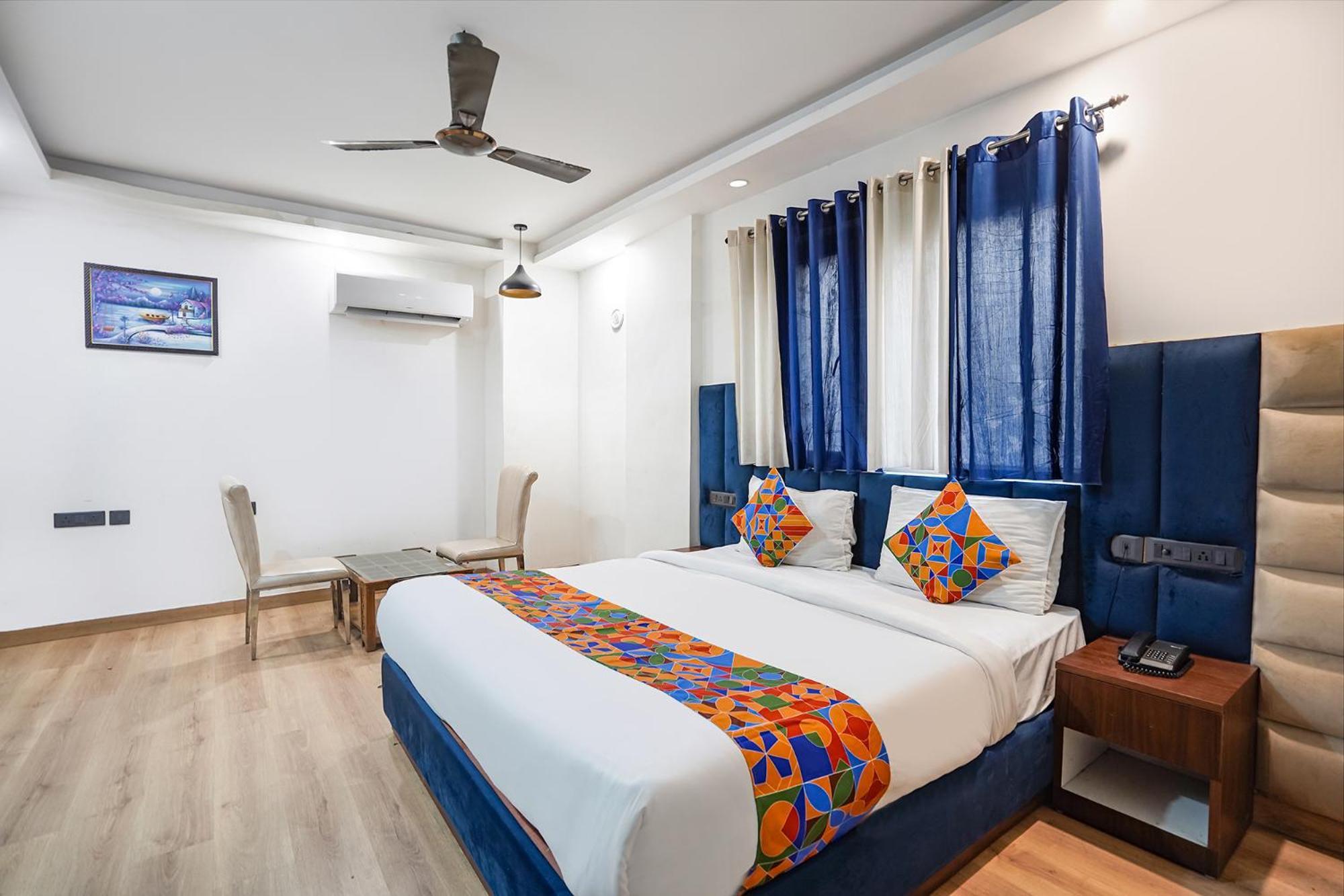 Fabhotel Golden Eye Hotel