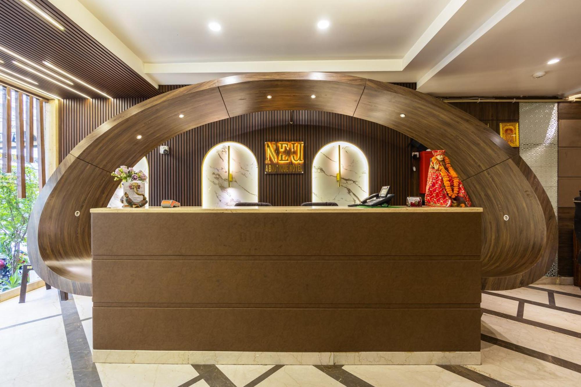 Neu Near Connaught Place & Railway Station Hotel New Delhi