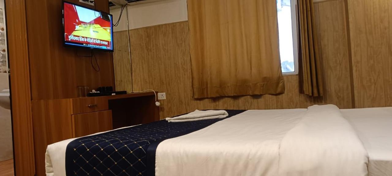 De Grand By Igi Airport New Delhi