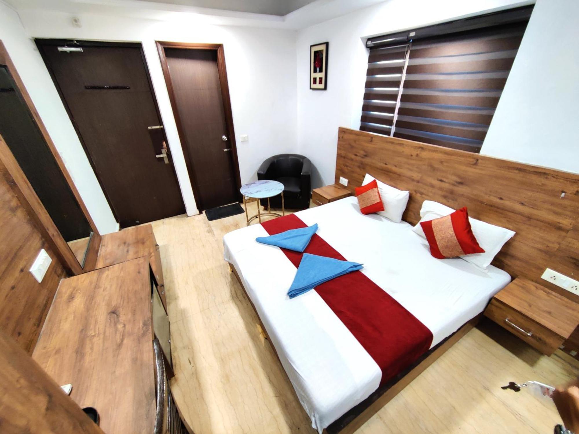 Hotel La Vista Karol Bagh Delhi