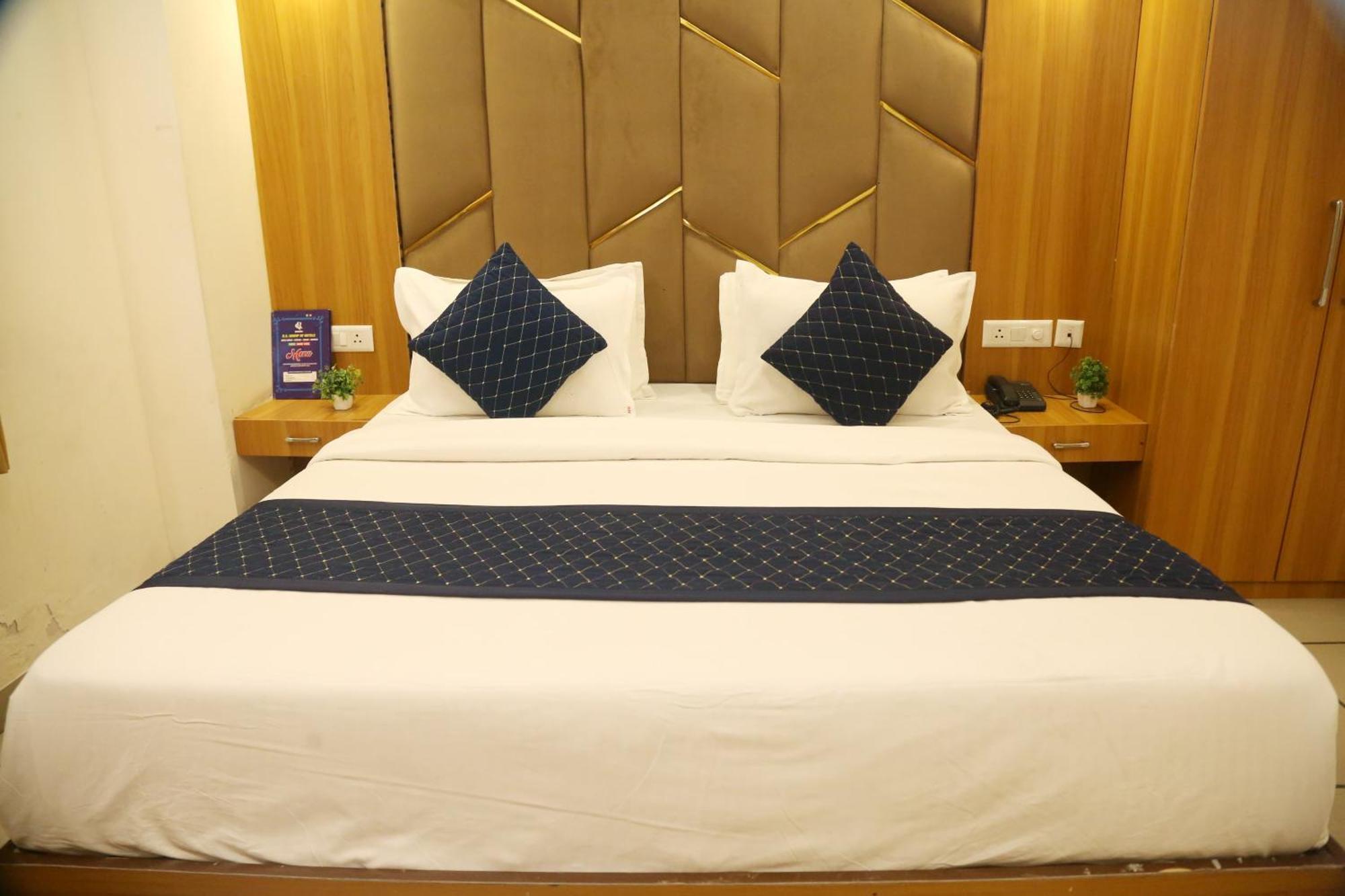 Grand Atlantiis Near Delhi Igi Airport 4*