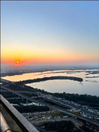 Apartment 40th Floor River View Supernova