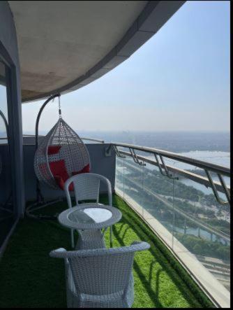40th Floor River View Supernova Apartment New Delhi