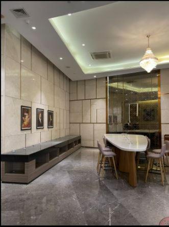 Apartment 40th Floor River View Supernova New Delhi