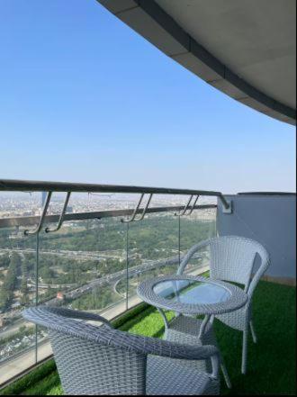 40th Floor River View Supernova