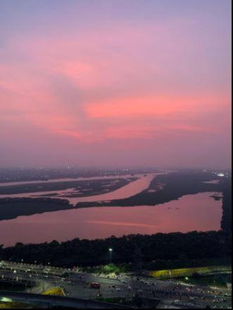 40th Floor River View Supernova *