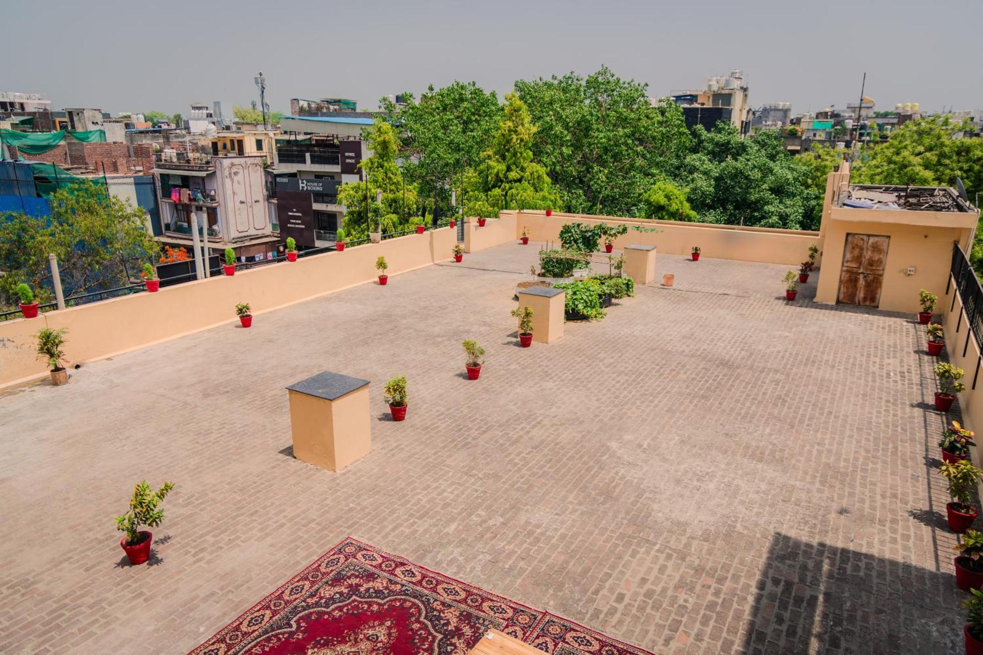 Peepal Tree Residency Bed & Breakfast New Delhi