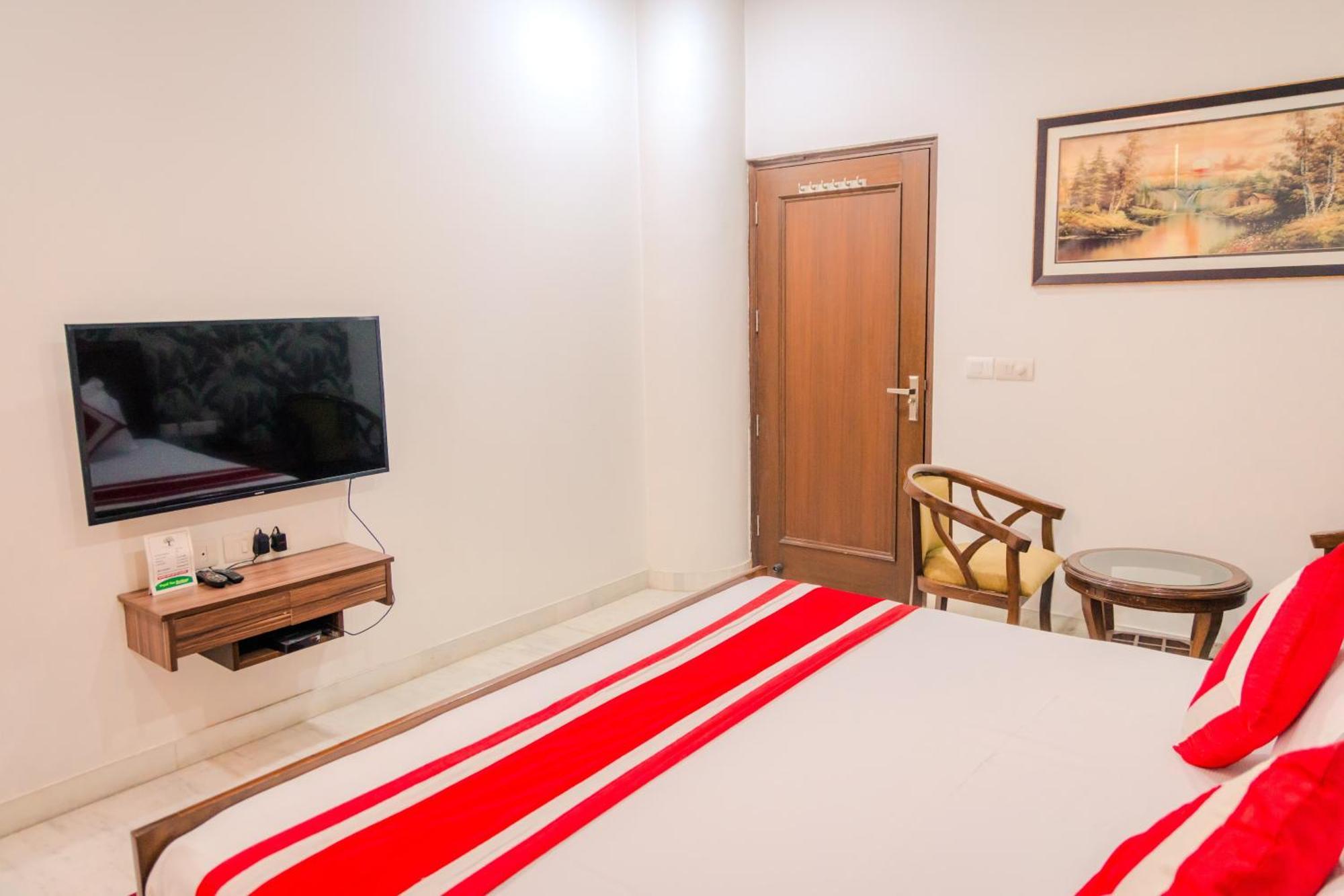 Bed & Breakfast Peepal Tree Residency New Delhi