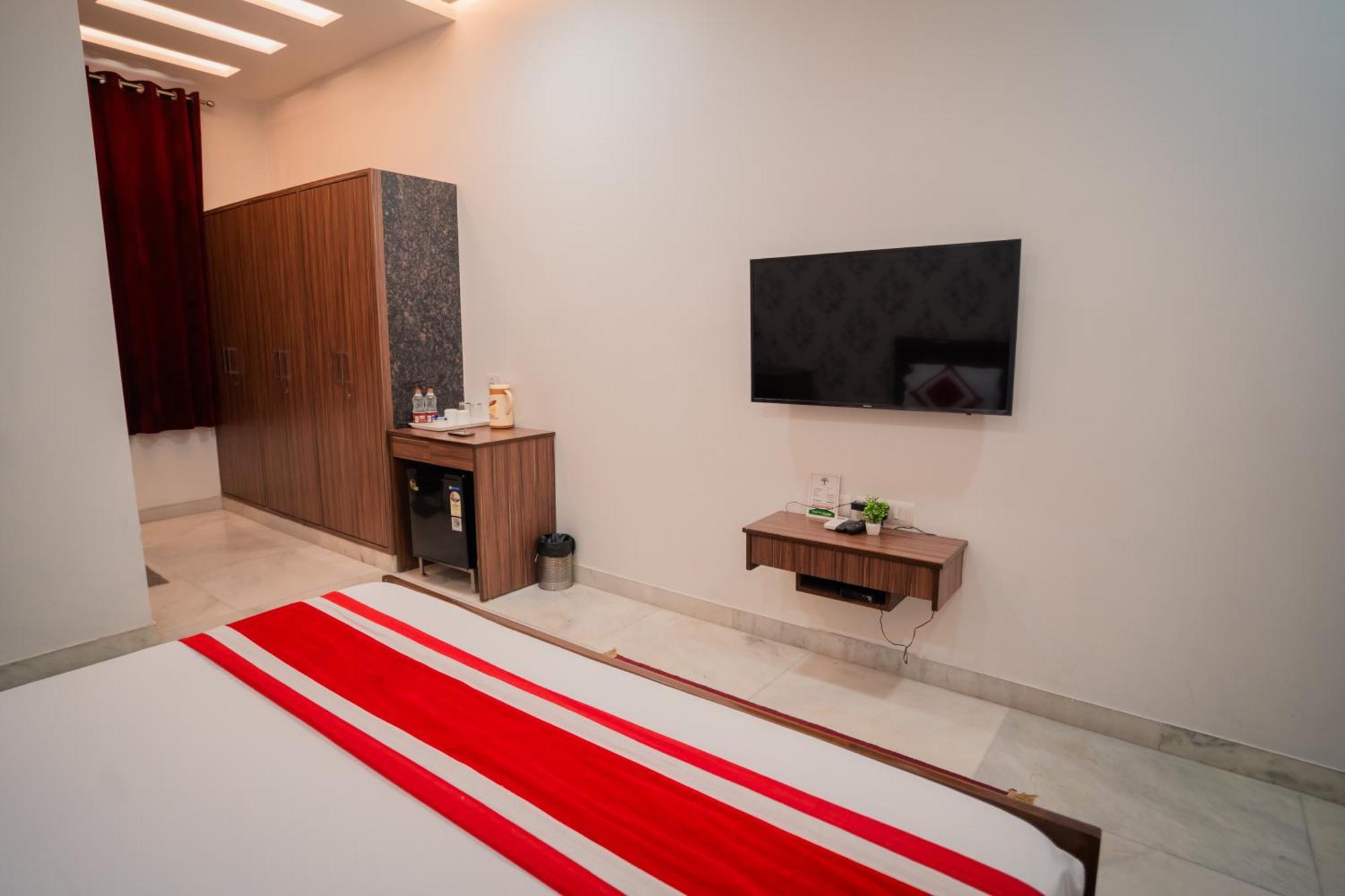 Peepal Tree Residency Bed & Breakfast New Delhi