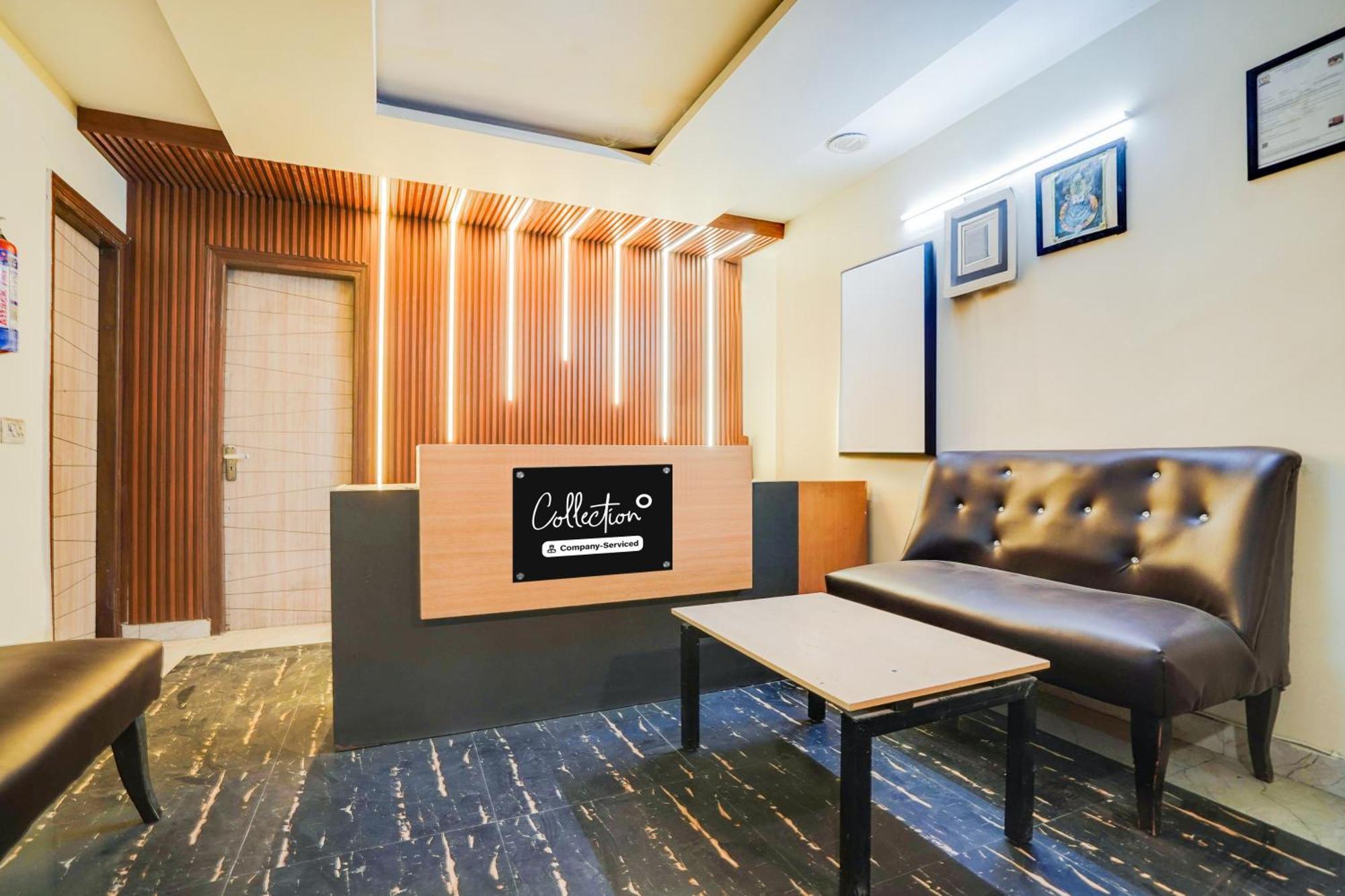 Hotel Collection O West Vinod Nagar Metro Station Formerly Royal New Delhi