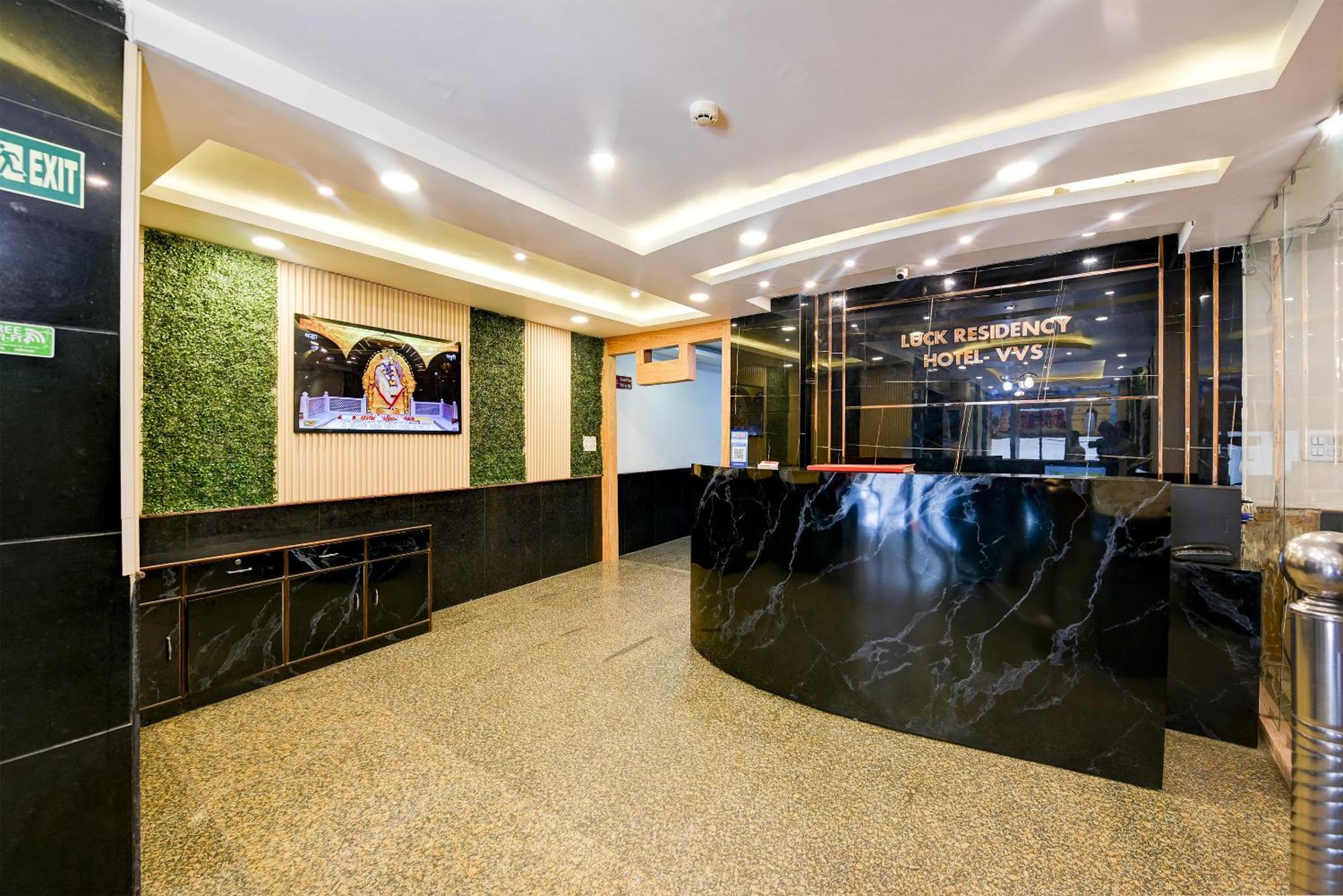 Kiara Near Delhi Airport - Free Airport Drop