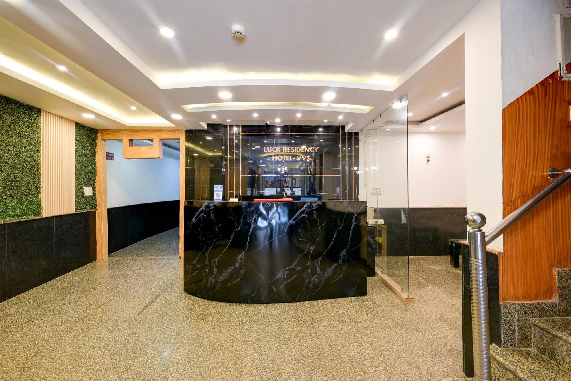 Hotel Kiara Near Delhi Airport - Free Airport Drop