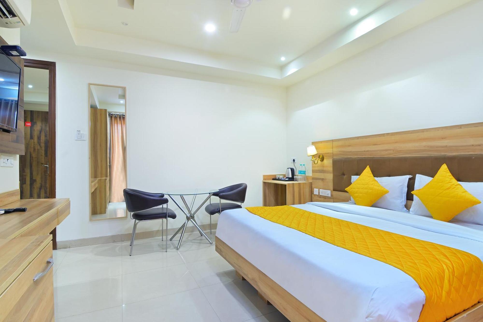 Hotel My Sector 23 Near Yashobhoomi Dwarka