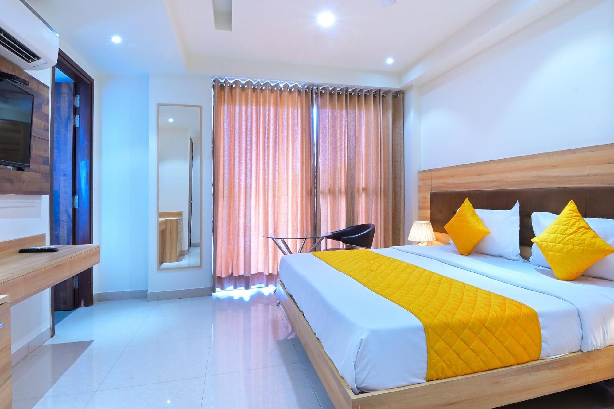 Hotel My Sector 23 Near Yashobhoomi Dwarka
