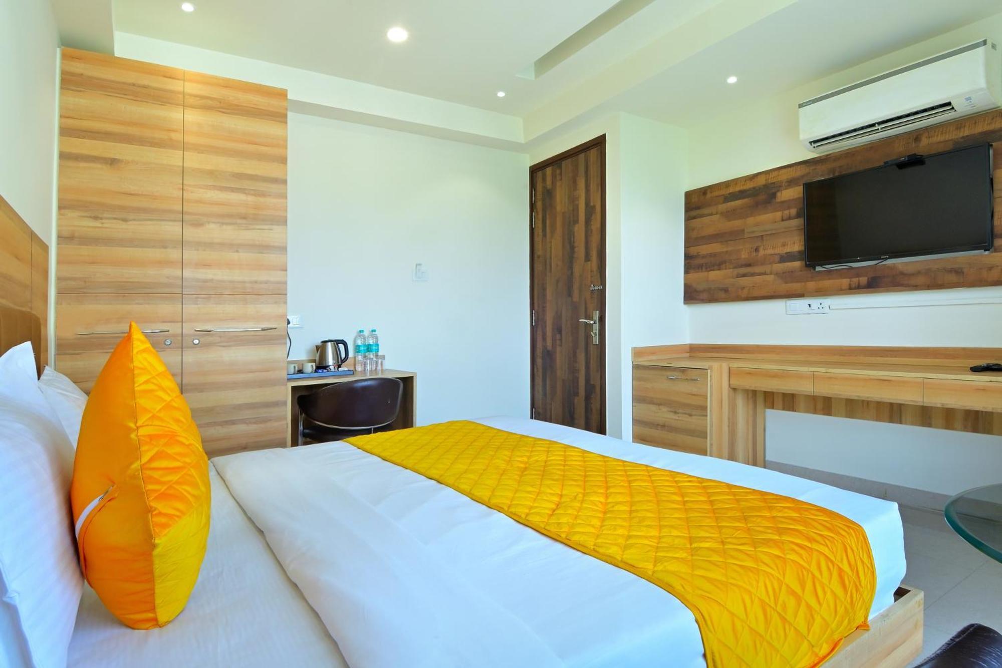 My Sector 23 Near Yashobhoomi Dwarka 3* New Delhi