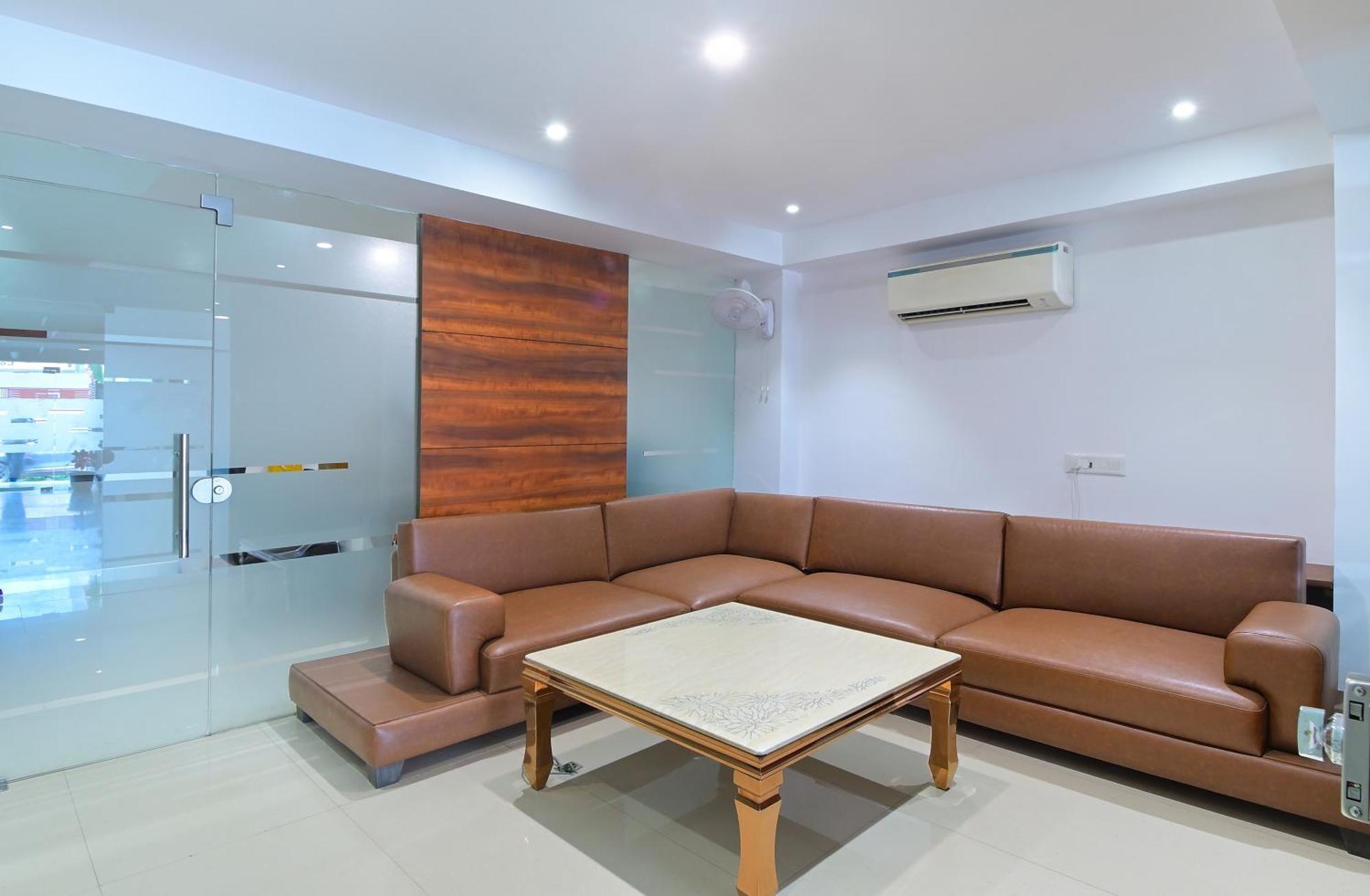 My Sector 23 Near Yashobhoomi Dwarka 3* New Delhi