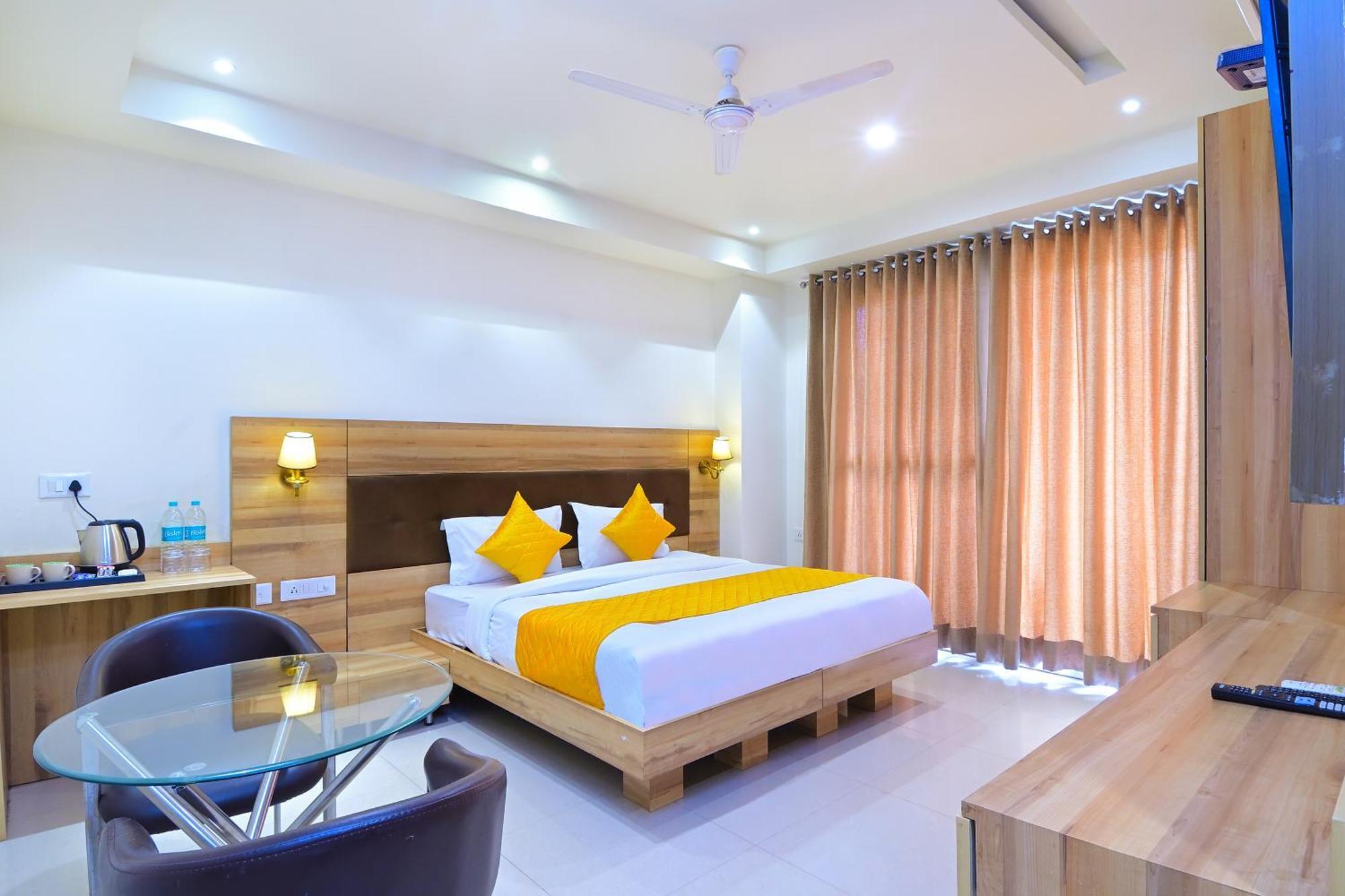 My Sector 23 Near Yashobhoomi Dwarka 3*
