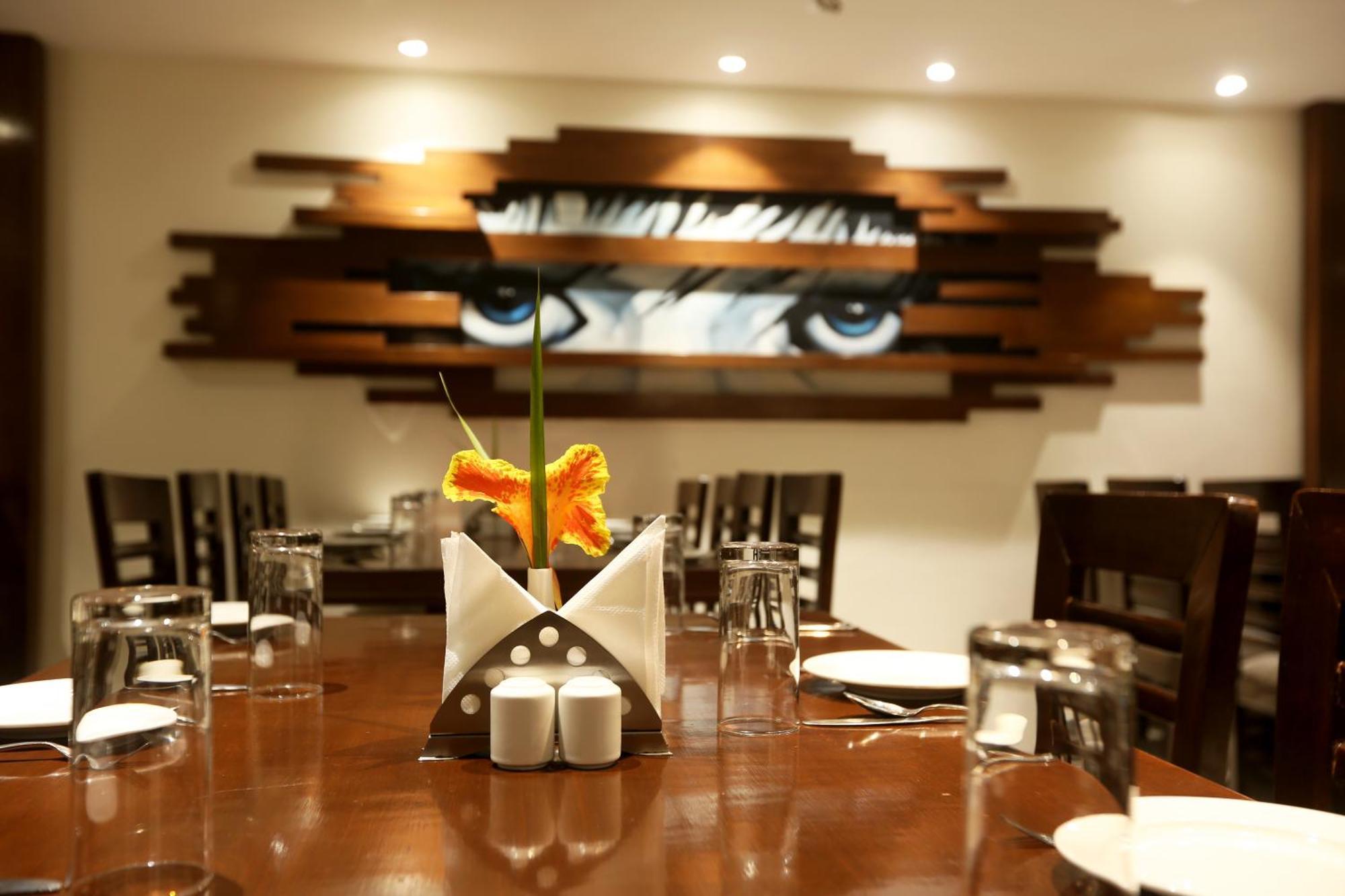 Park Plaza Near Delhi Airport 4*