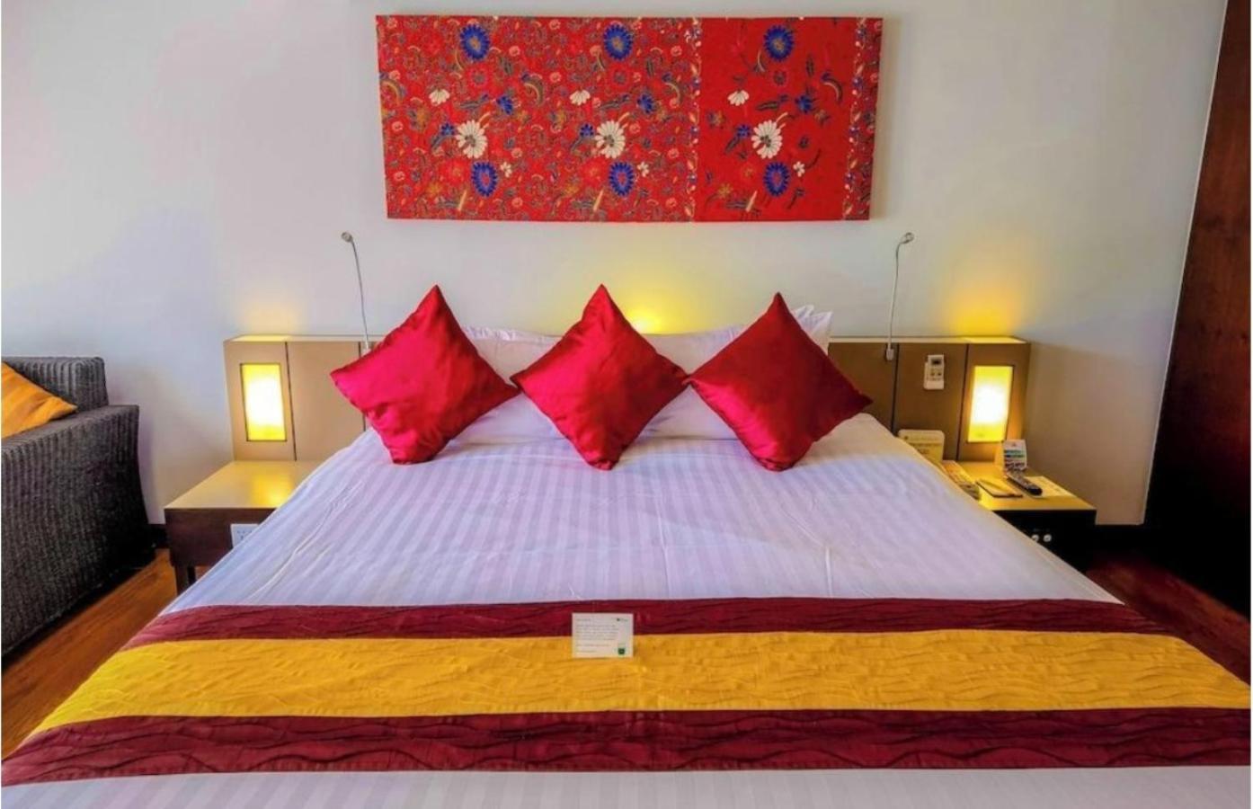 Hotel Glory Near Delhi International Airport New Delhi