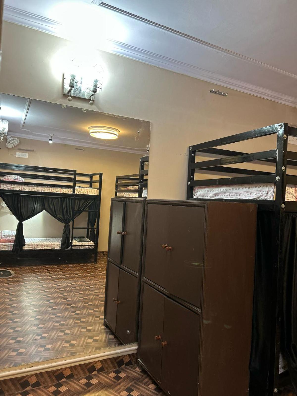 Srea Homestead Hostel New Delhi