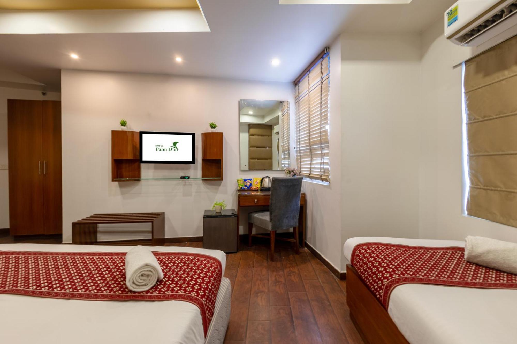 Palm Do'r # Walking Distance To Station # Parking # Family # Customer's Choice # Rated