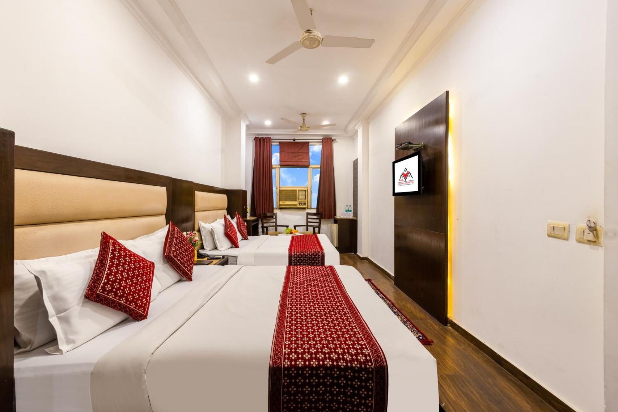 Chanchal Continental # Near To New Delhi Station # Family Hotel # Customer'S Choice Hotel # Tourist Places Nearby - Red Fort, Jama Masjid, India Gate Hotel New Delhi