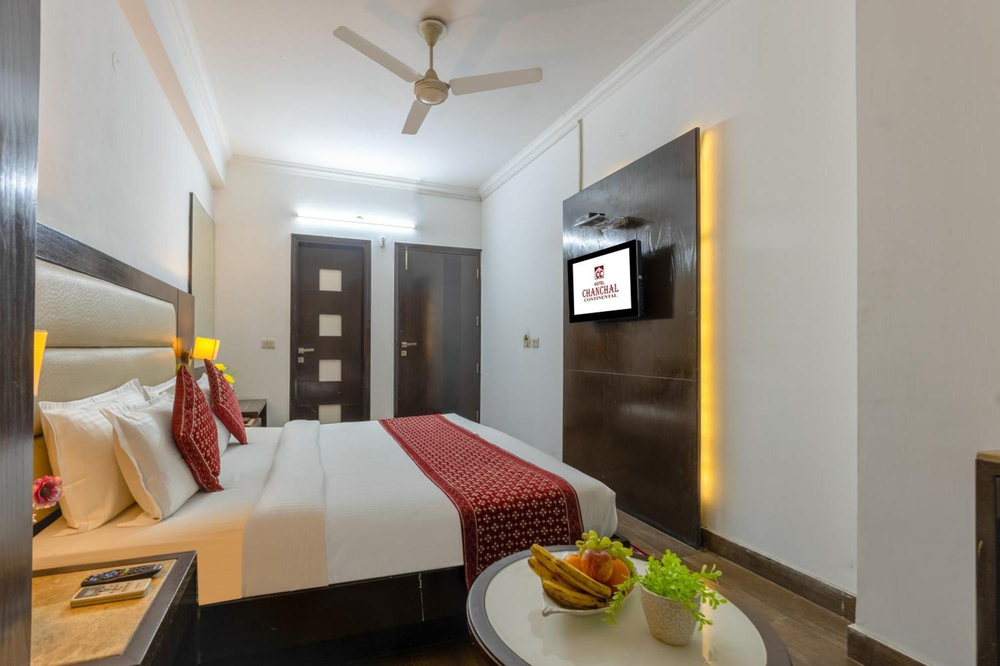 Chanchal Continental # Near To New Delhi Station # Family Hotel # Customer'S Choice Hotel # Tourist Places Nearby - Red Fort, Jama Masjid, India Gate New Delhi