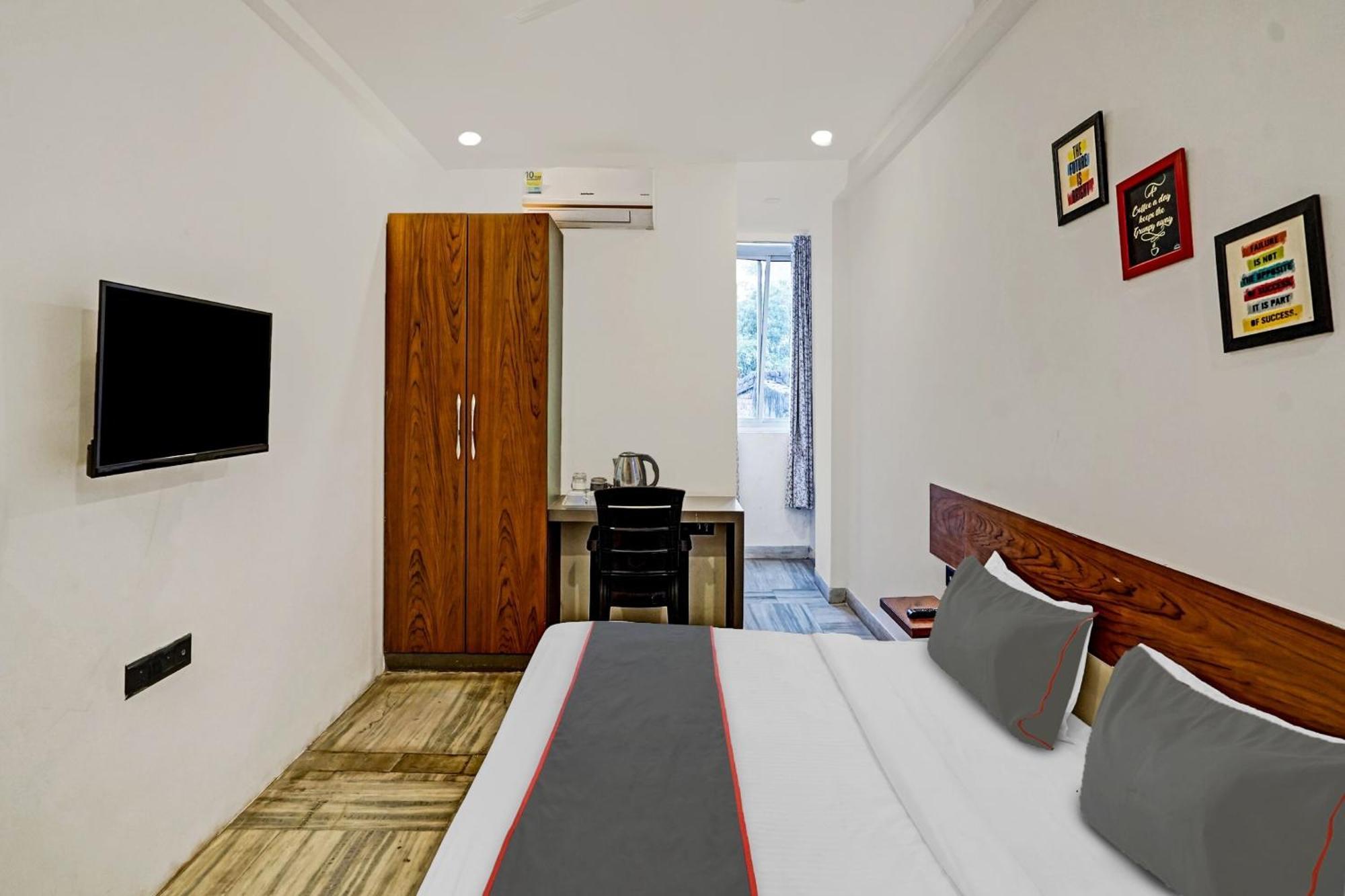 Super Collection O Amar Hotel 4*