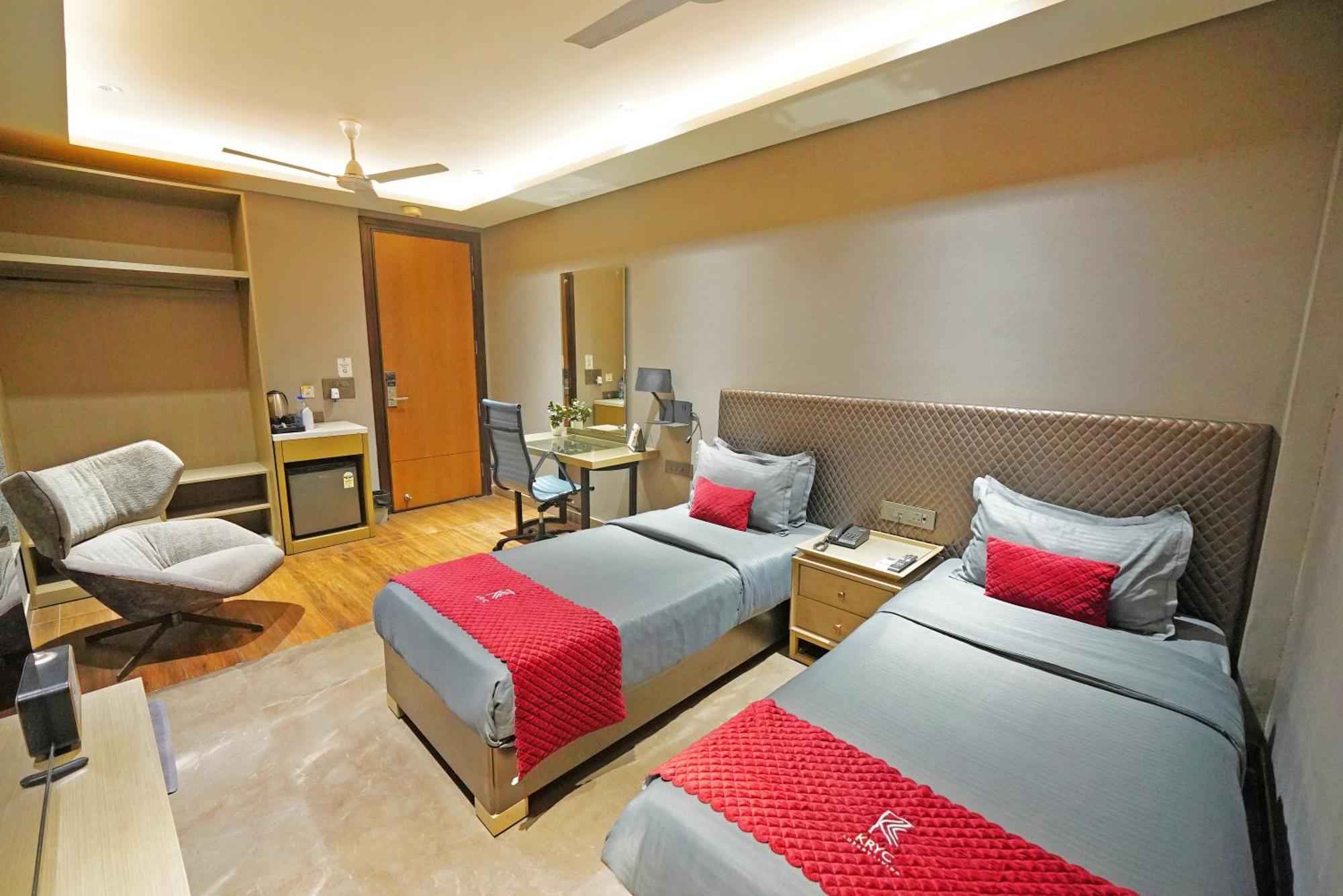 Kryc Luxury Living Near Indraprastha Apollo Hospital 3* New Delhi