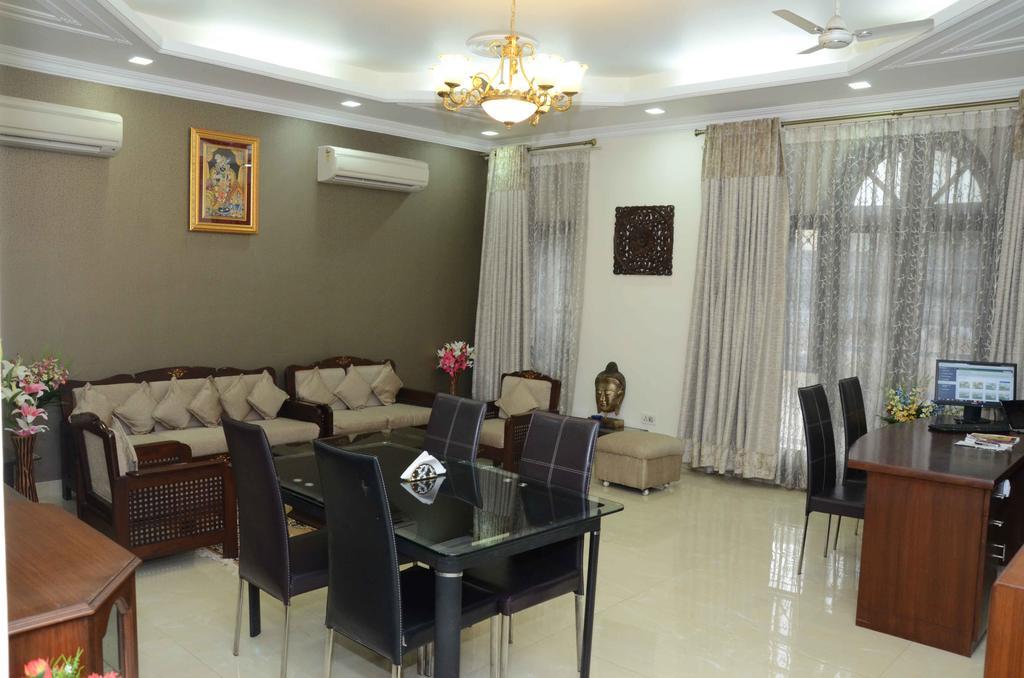Namaste Apartments Bed & Breakfast New Delhi