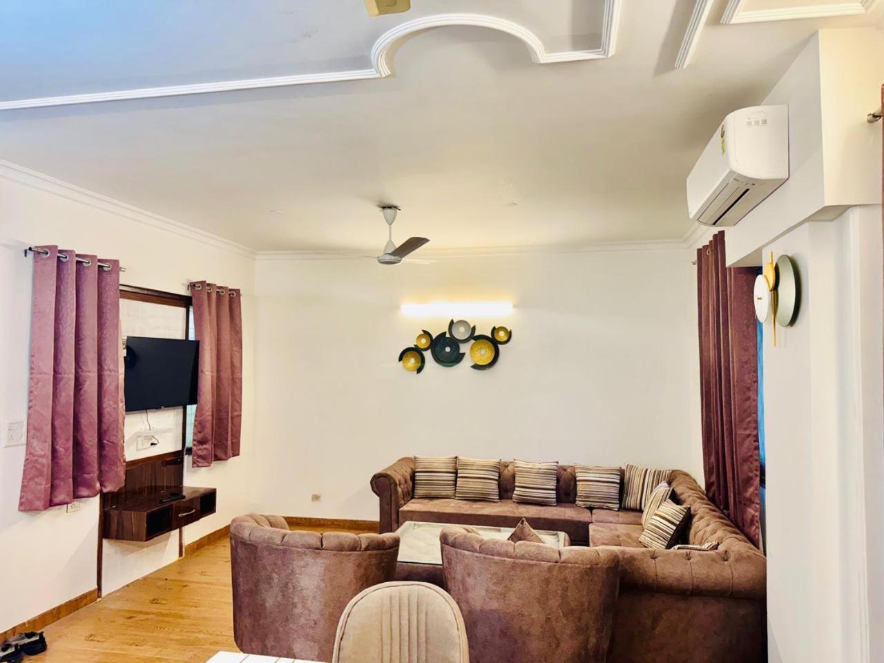 Fortune Service 2bhk, E-30 Apartment *