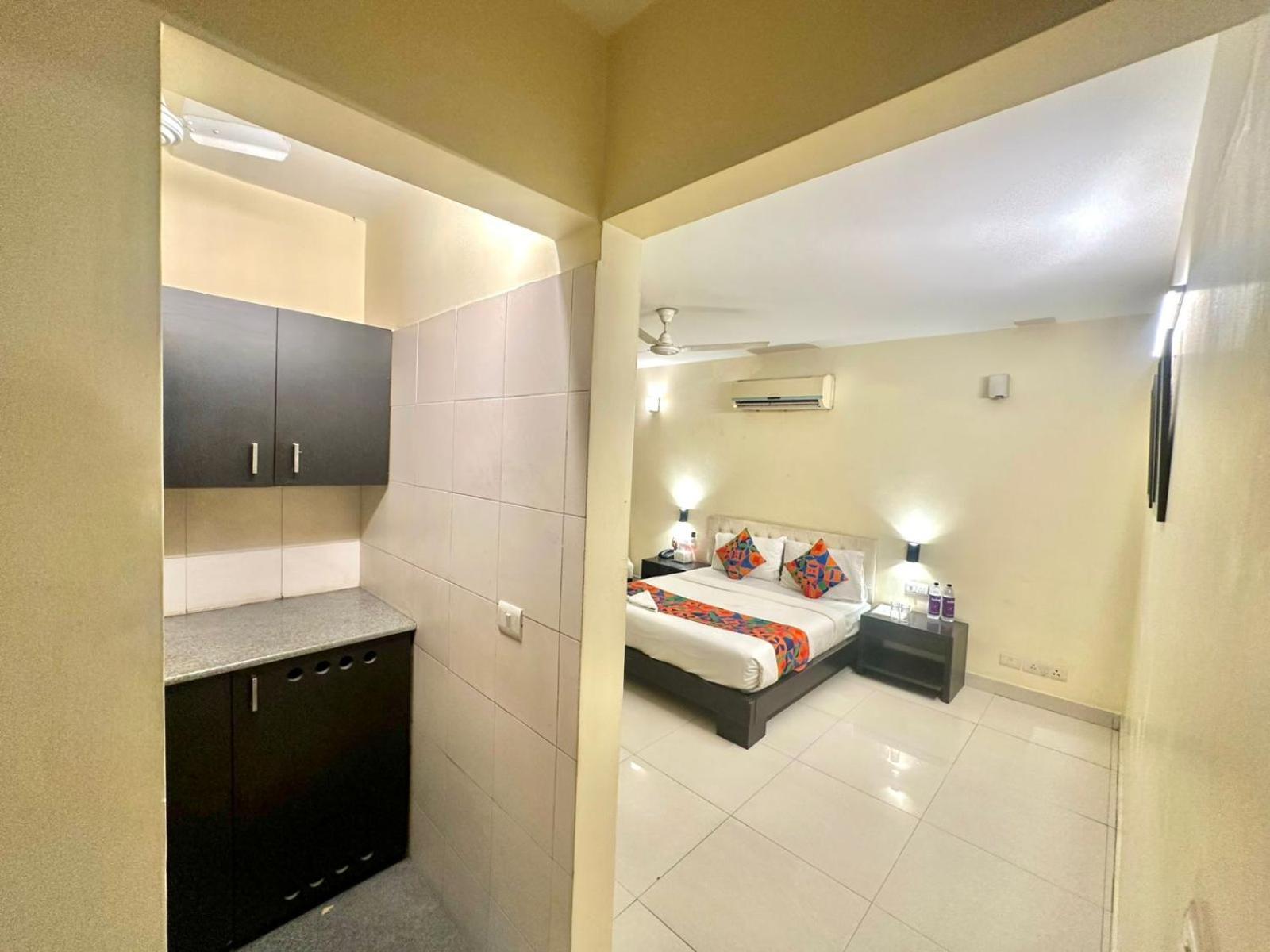 Hotel Grand Arcasia Saket- Near Pvr Anupam New Delhi