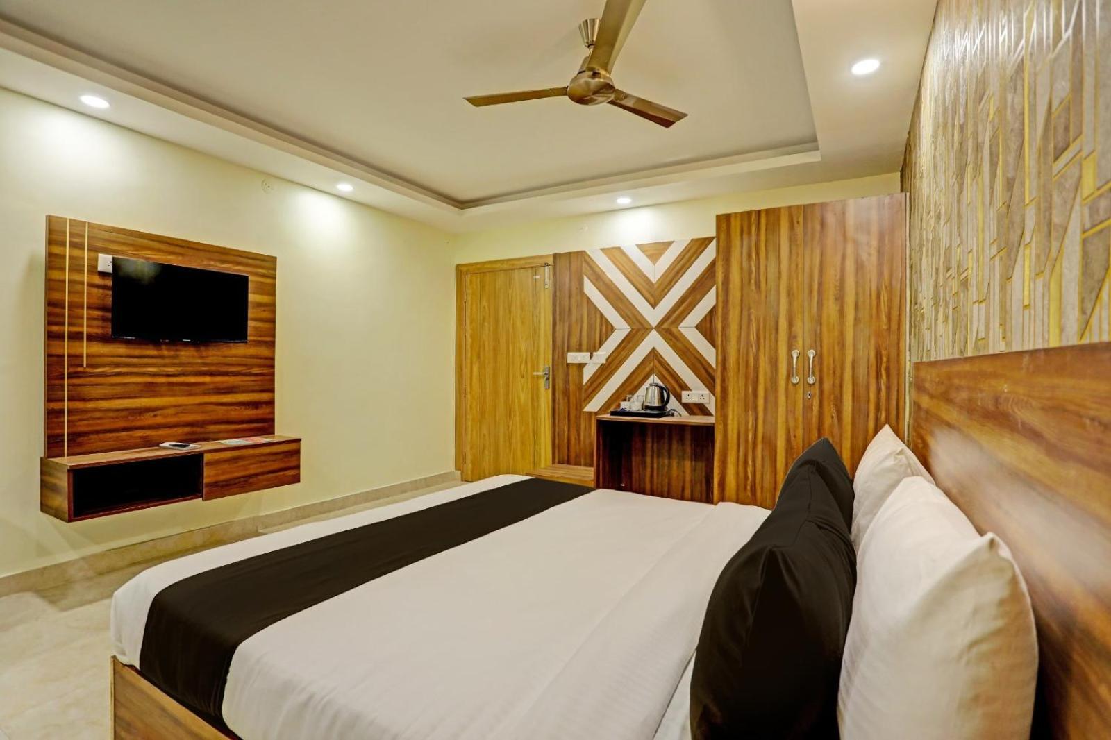 Grand New Delhi