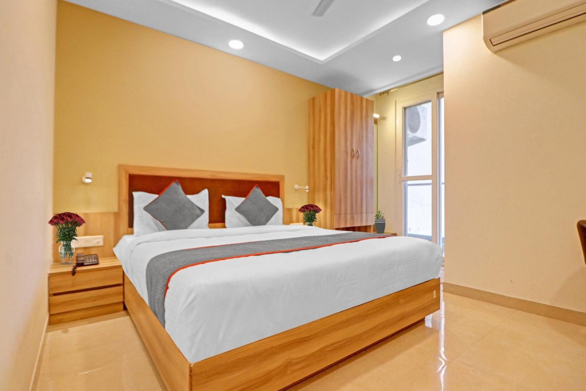 O Royal Residency Hotel