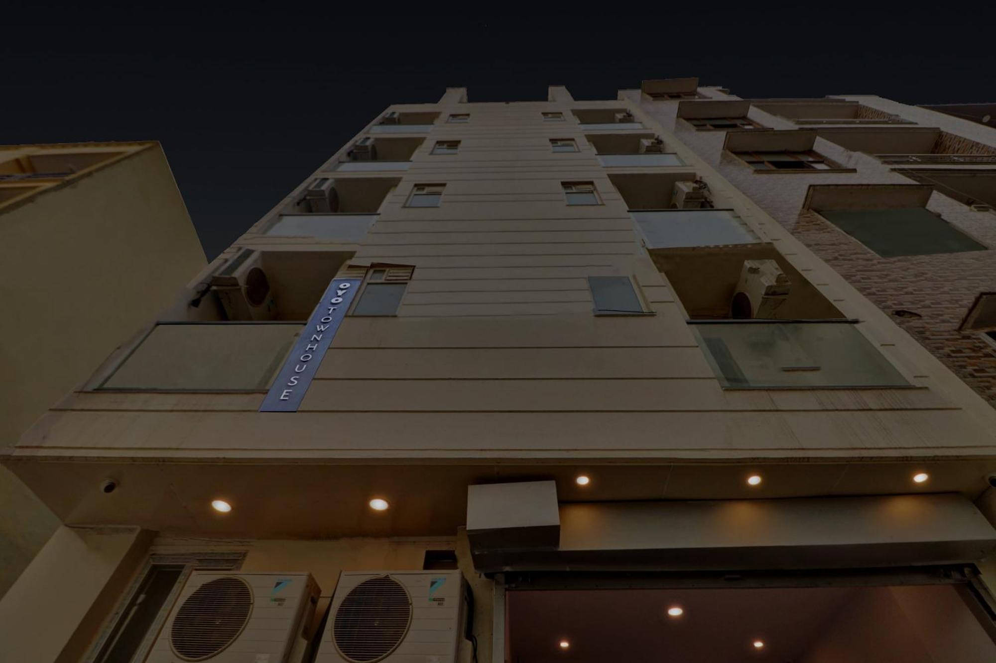Hotel O Royal Residency 3*